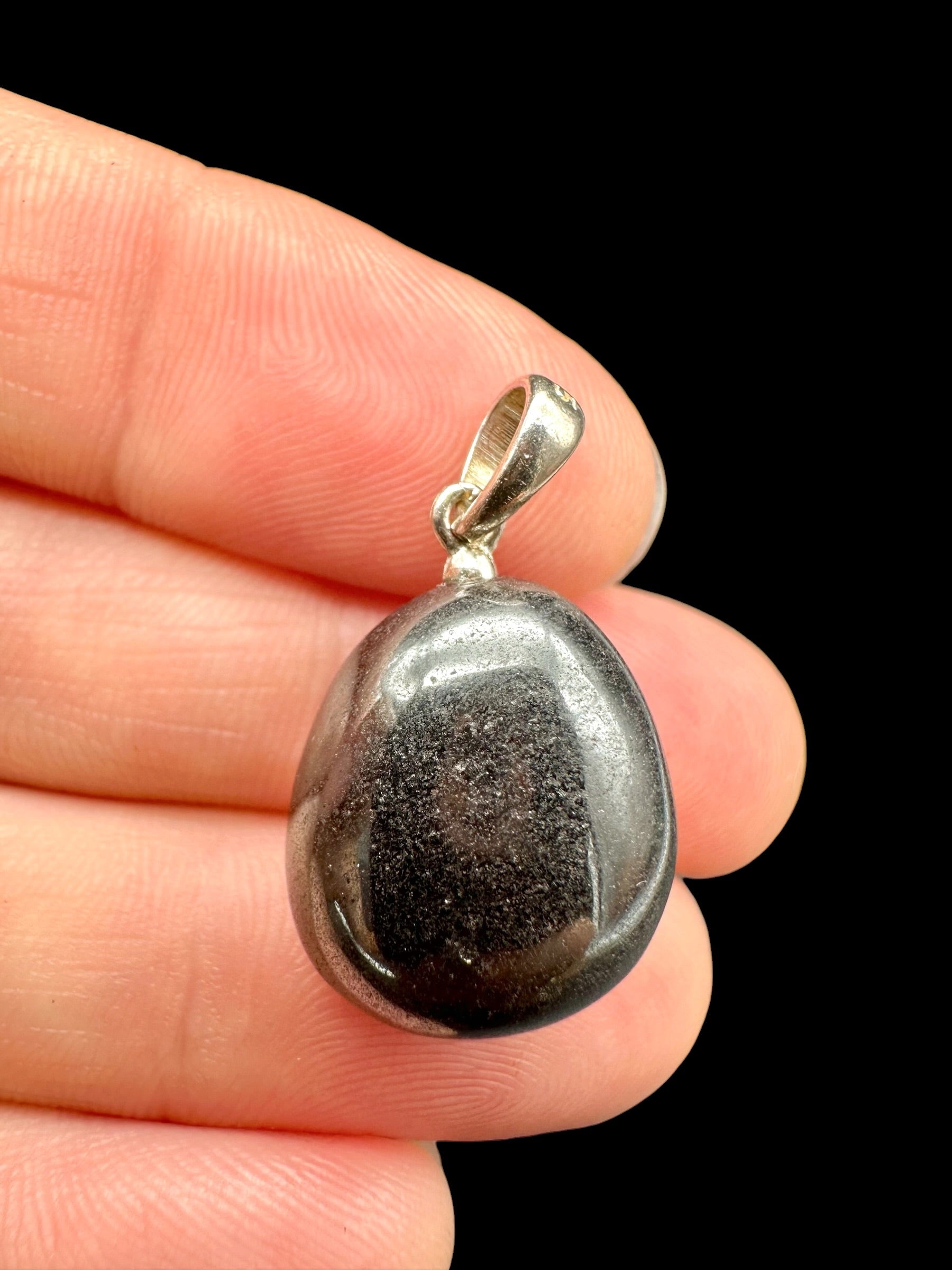 Silver pendant made of hematite - SP/HE05