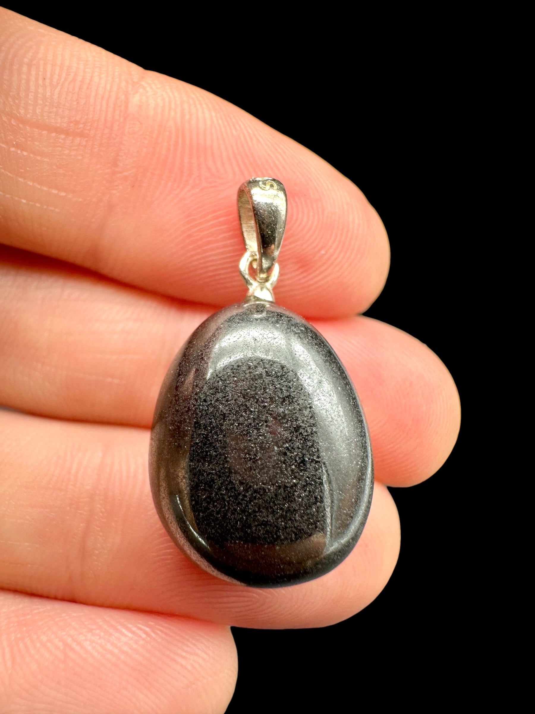 Silver pendant made of hematite