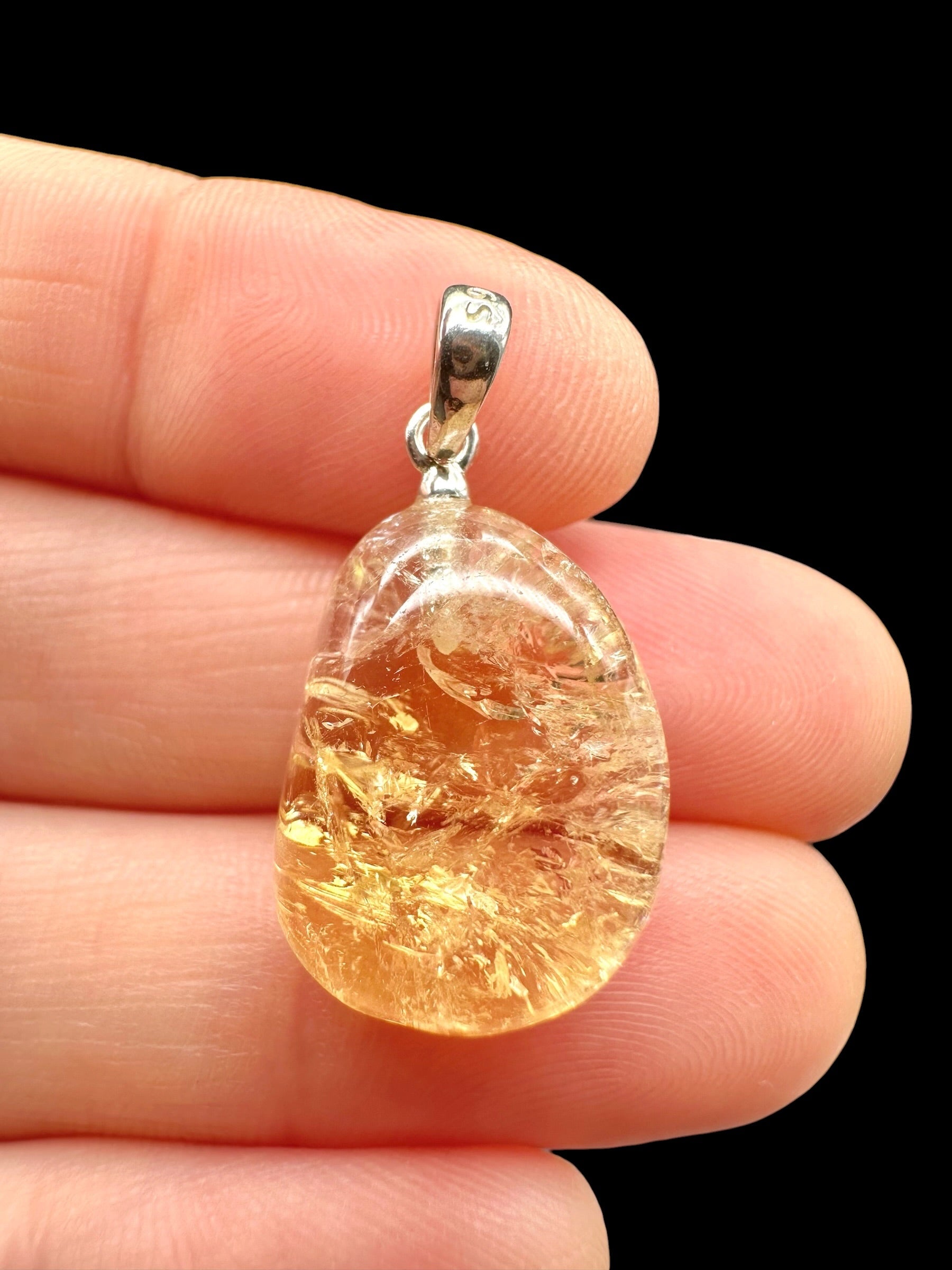 Silver pendant made of citrine - SP/CI02