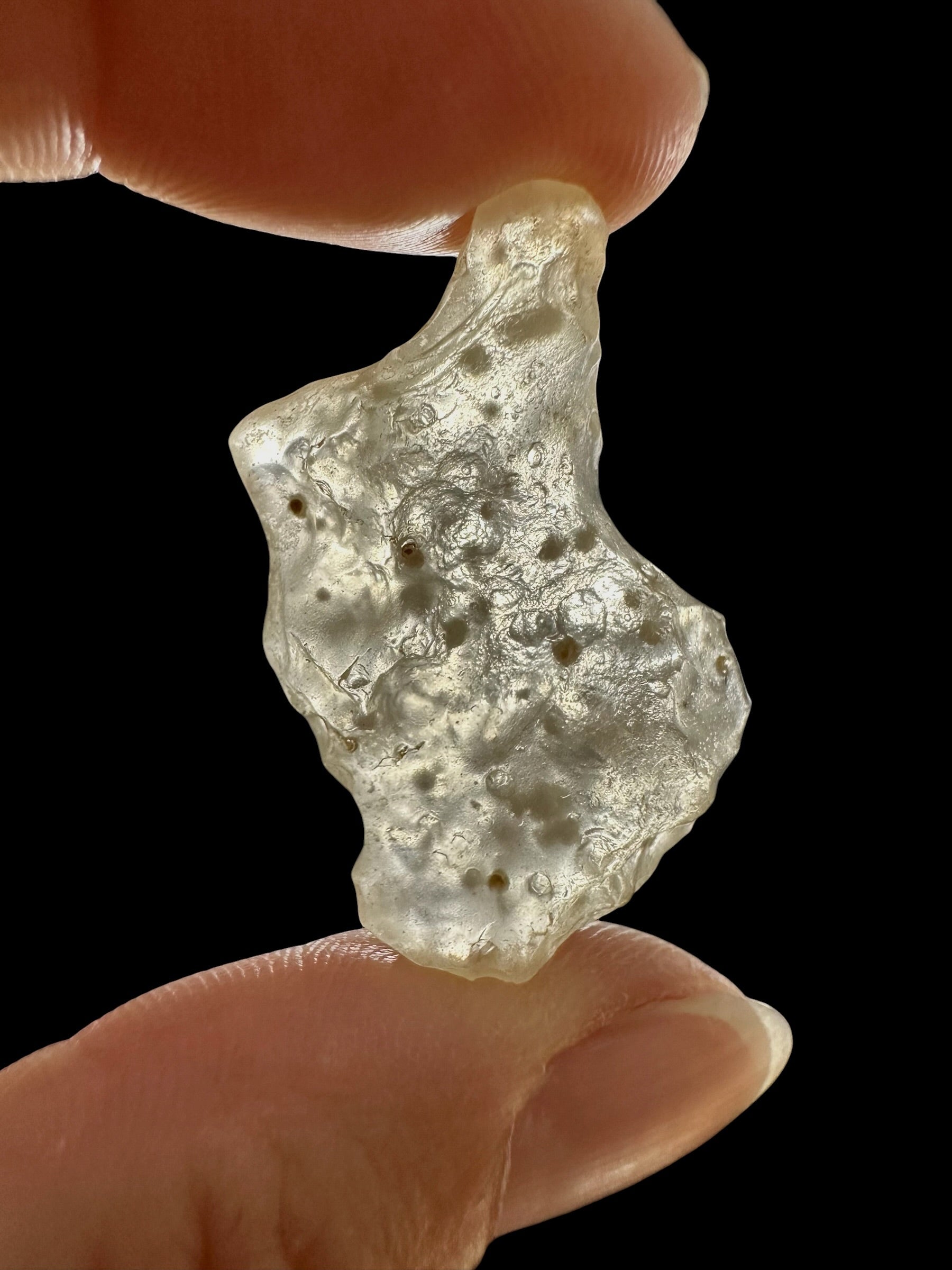 Libyan desert glass with sand inclusions – 5,1g - LPI27