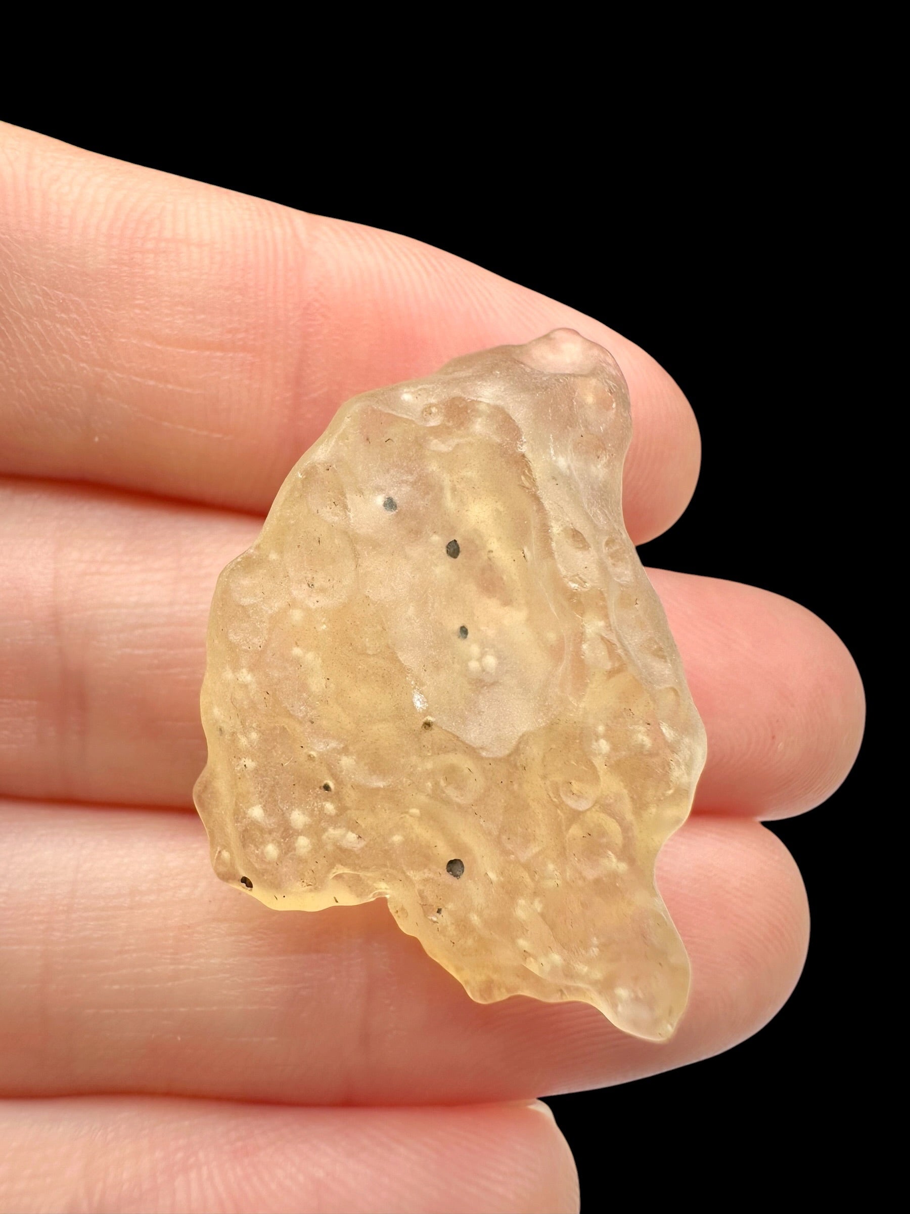 Libyan desert glass with sand inclusions – 4,6g - LPI30