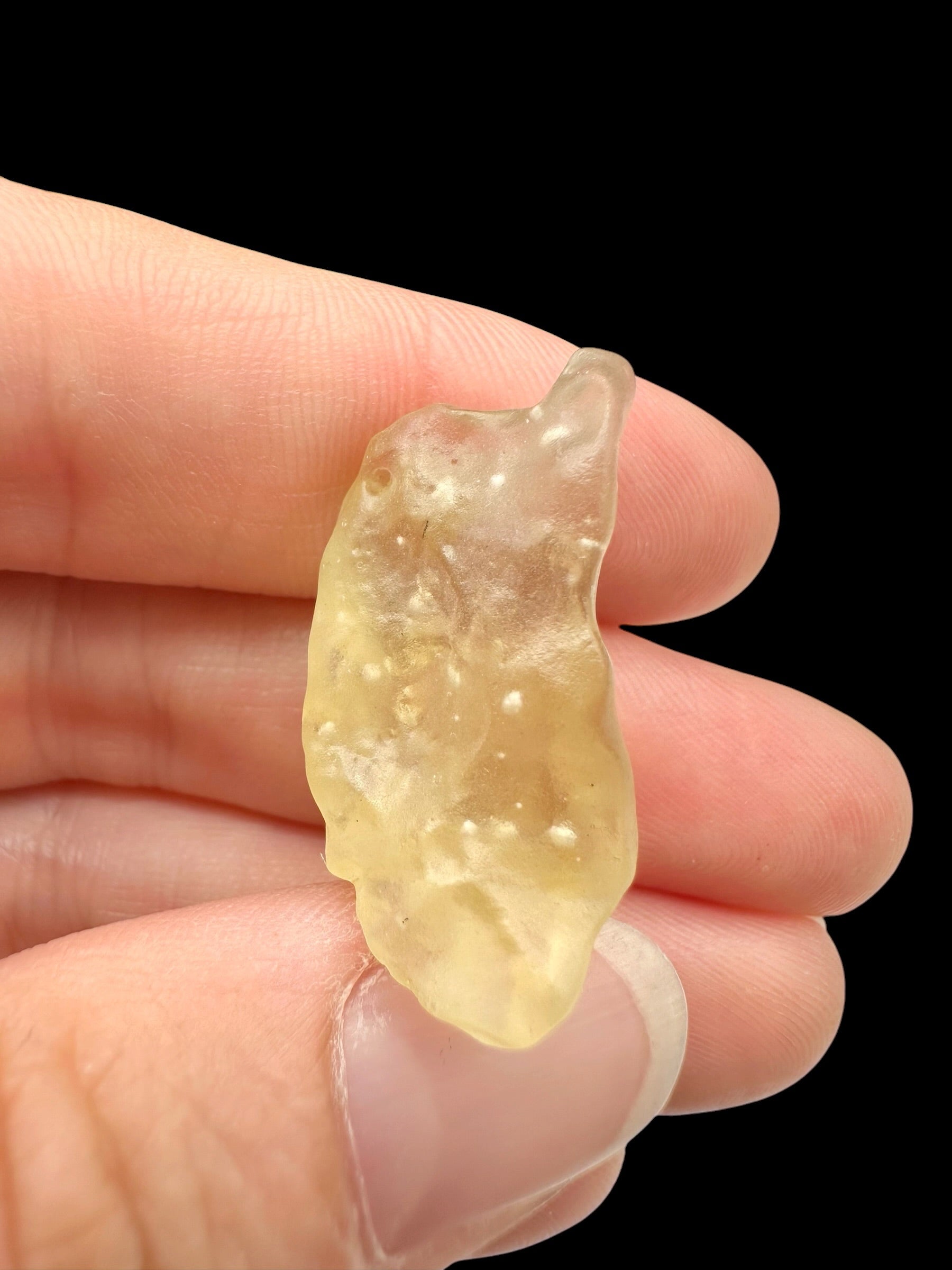 Libyan desert glass with sand inclusions – 4,7g - LPI31