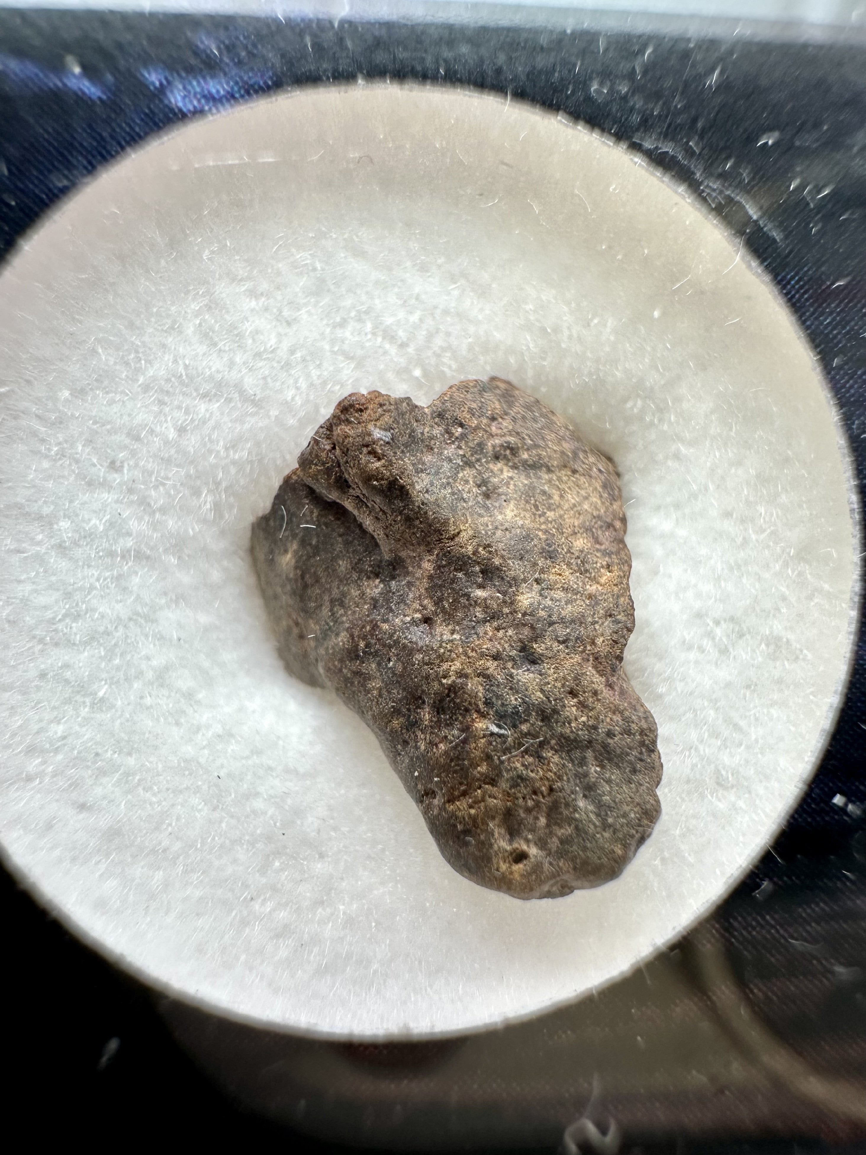 NWA X meteorite ~ 0.5g – North-West Africa – random piece - MENX127