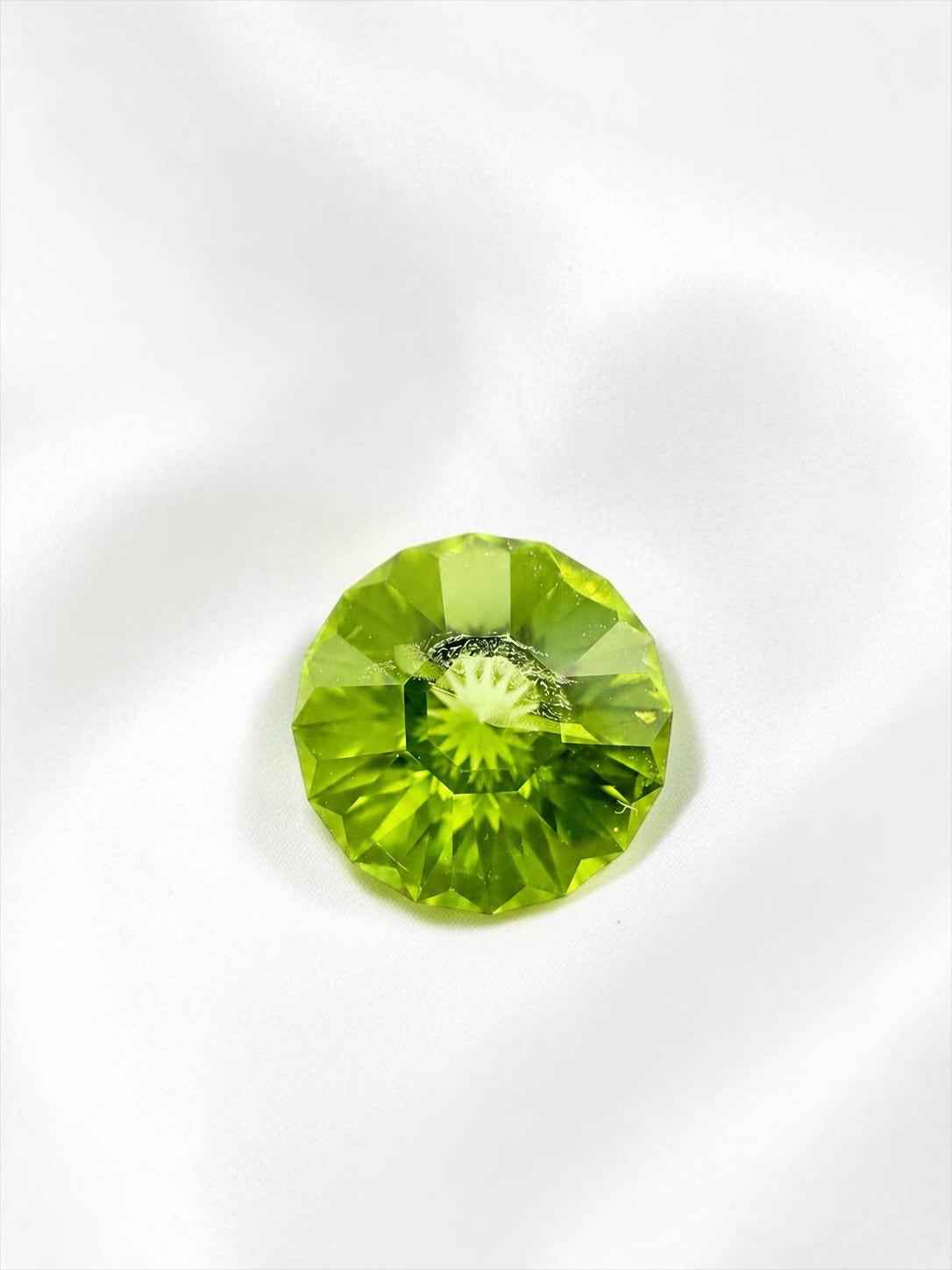 Peridoto sfaccettato (olivina) proveniente dal Pakistan – Precision Faceted Cut – 1.4 ct - BP01