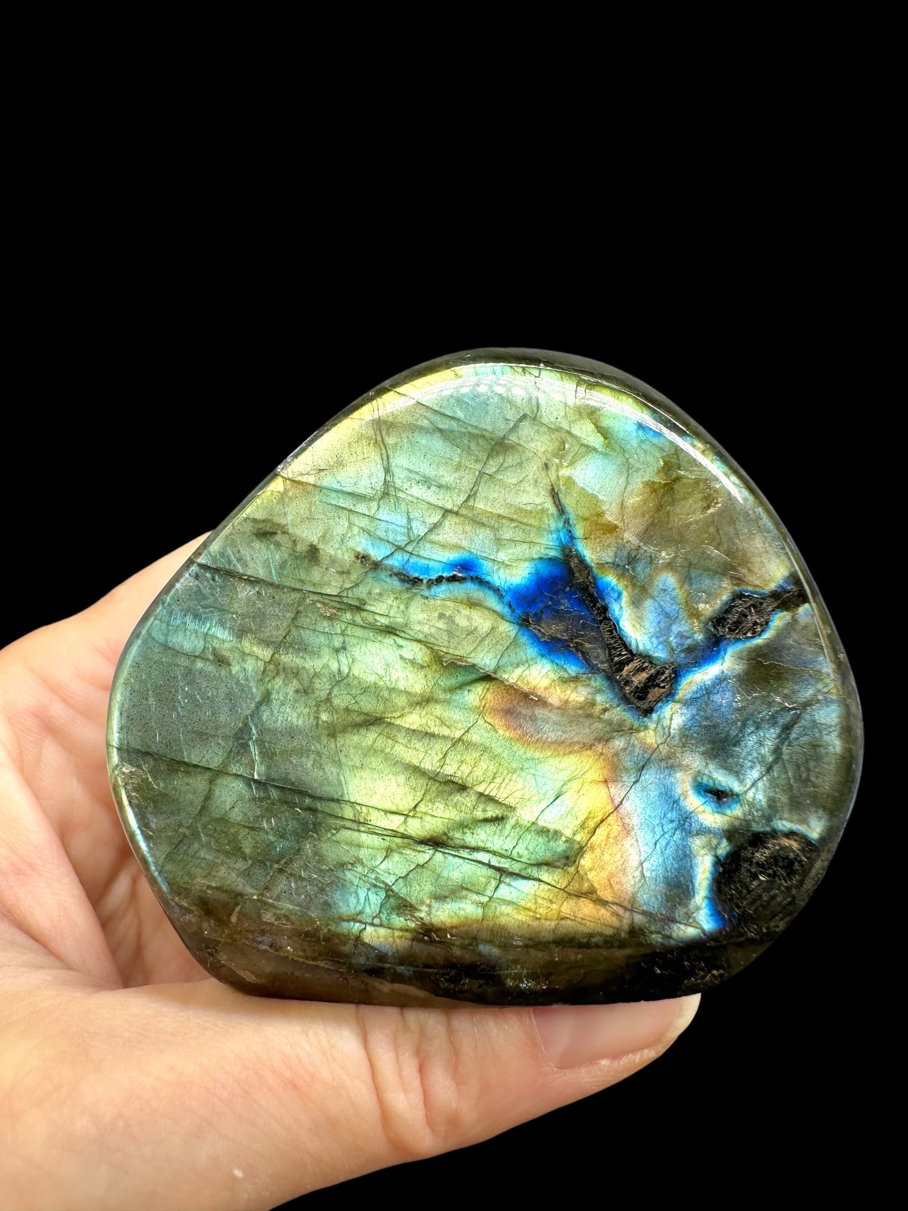 Labradorite selfstanding 6,5cm – Madagascar