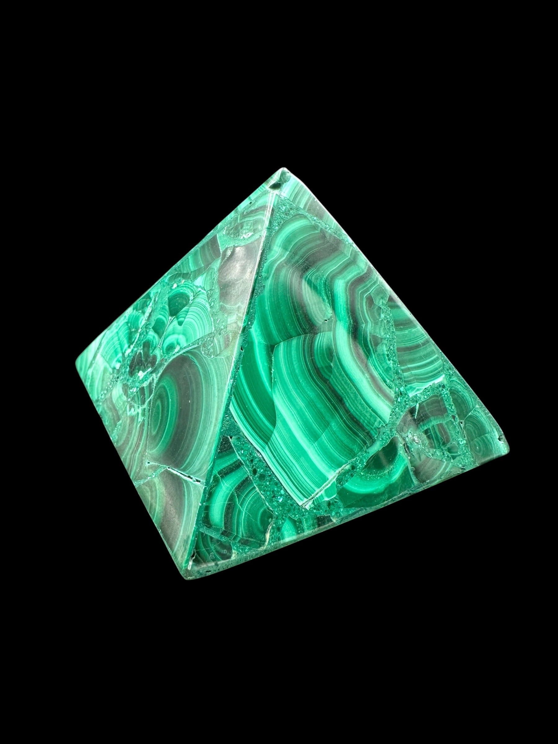 Malachite pyramid - MZ049