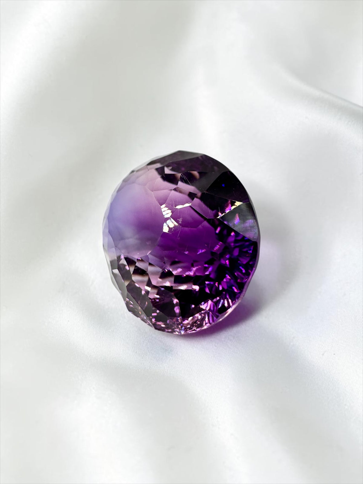 Faceted amethyst from Rwanda 25,1ct - BAM13