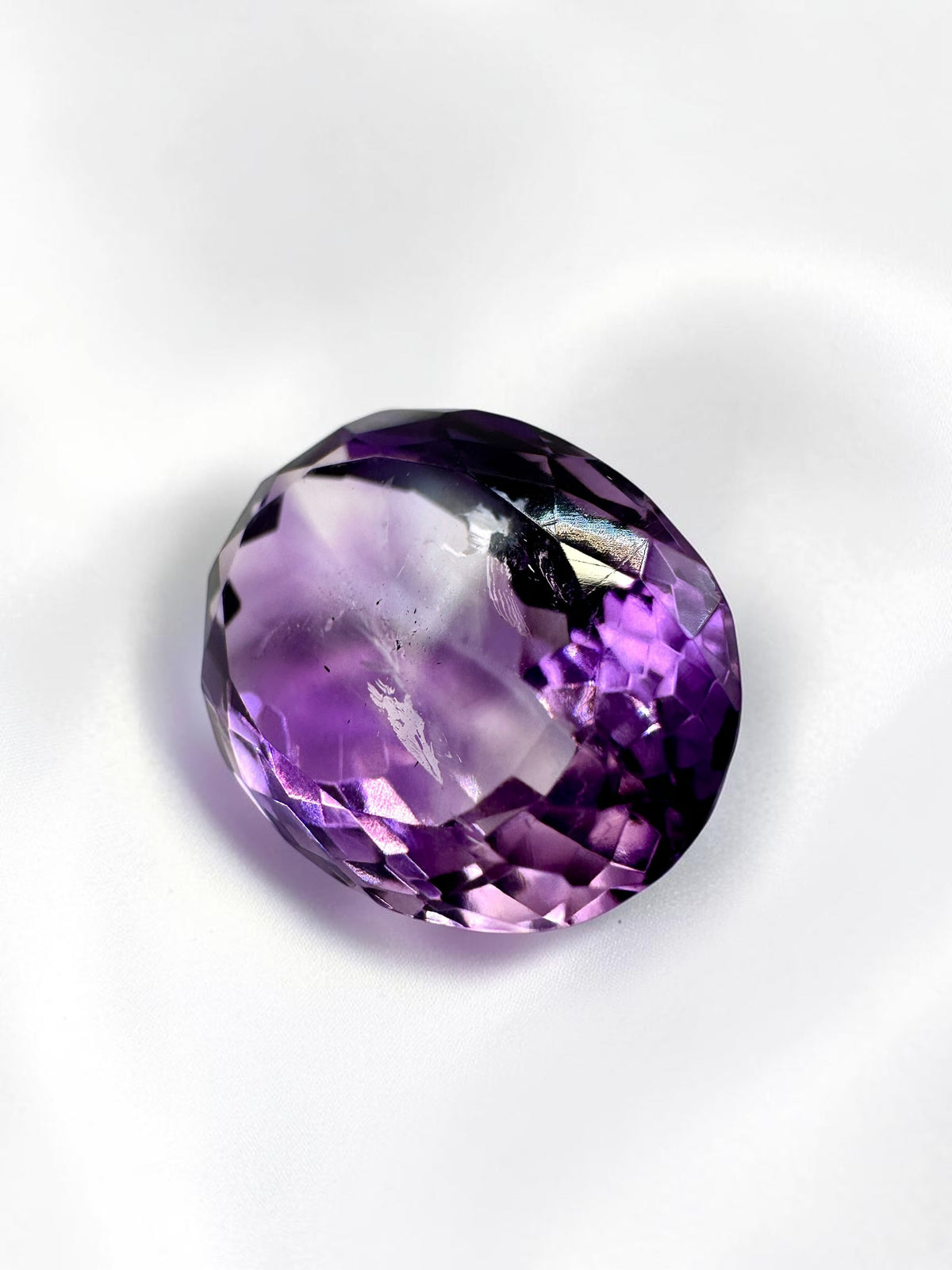 Faceted amethyst from Rwanda 12,65ct - BAM14