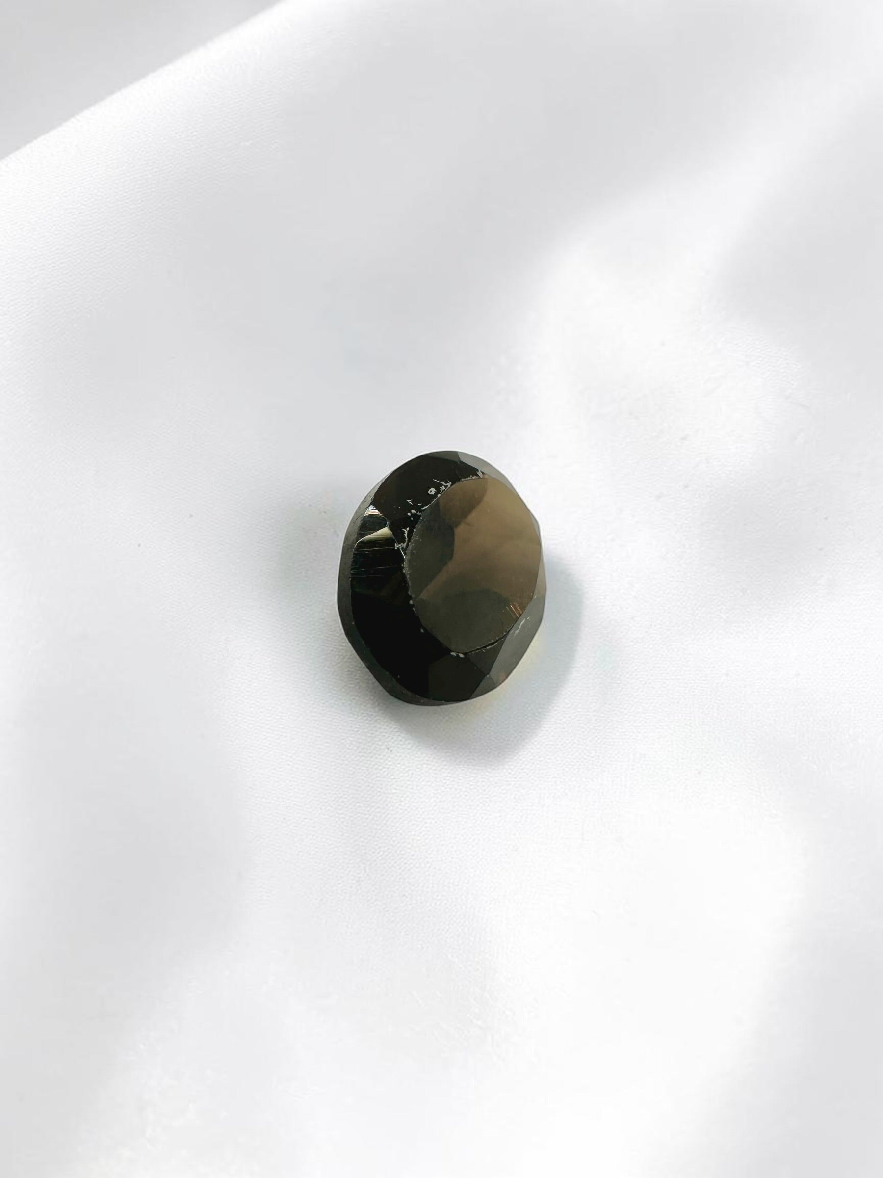 Faceted smoky quartz from Madagascar 1,15ct - BZA14