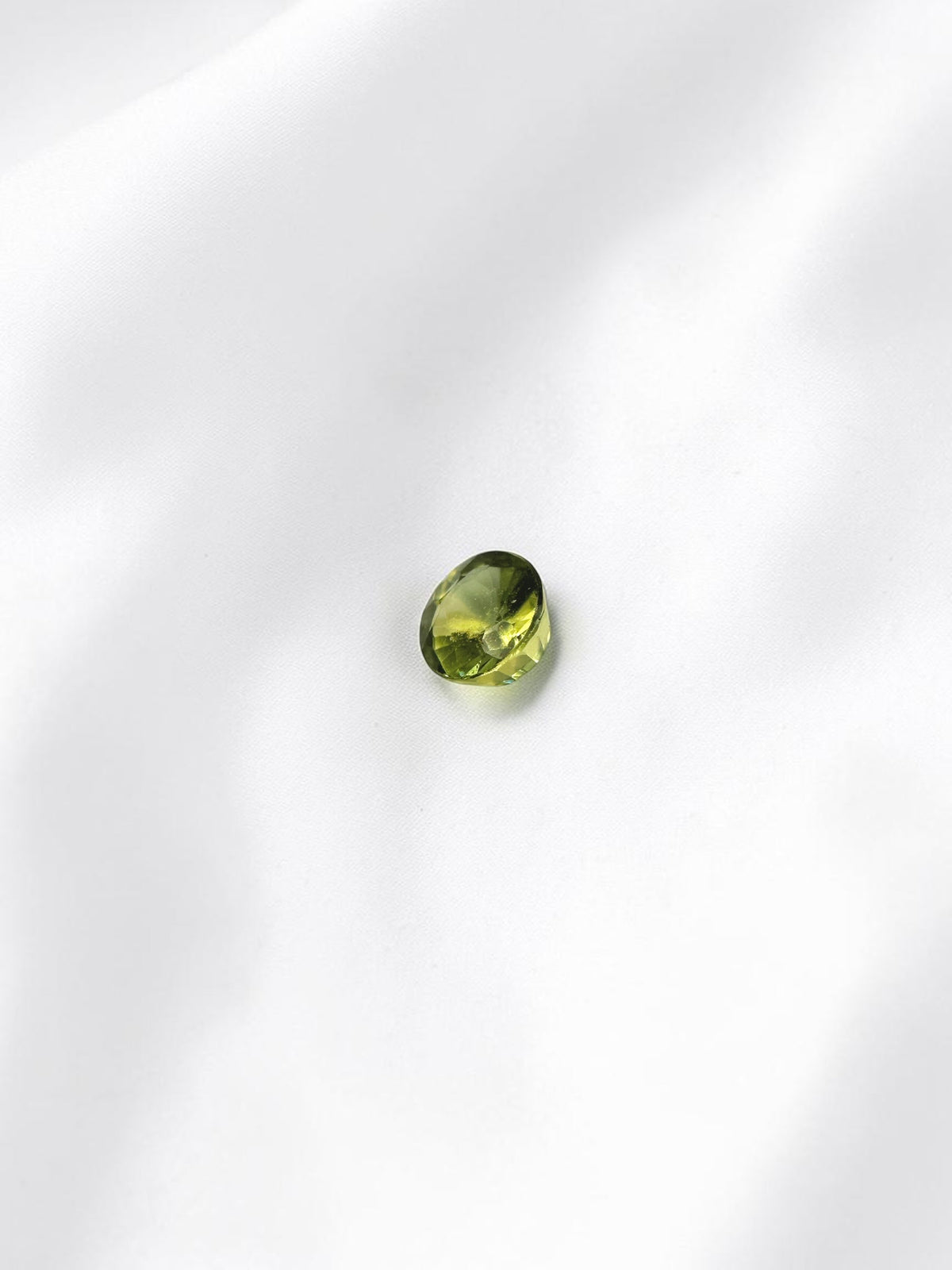 Faceted multicolor Sapphire from Australia 0,2ct - BSA08