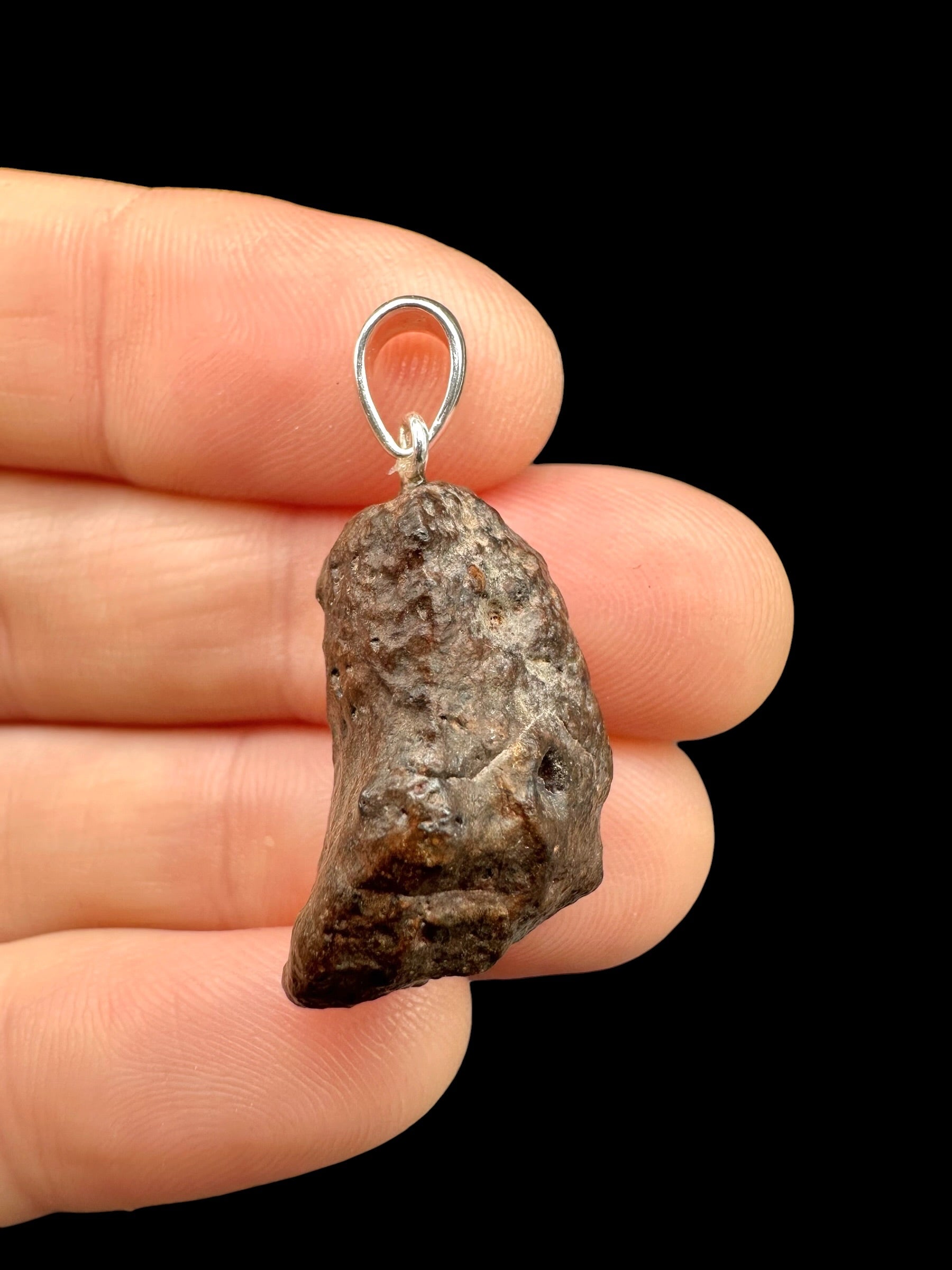 Silver Pendant with NWA X Stony Meteorite 4,9g - SP/KM43