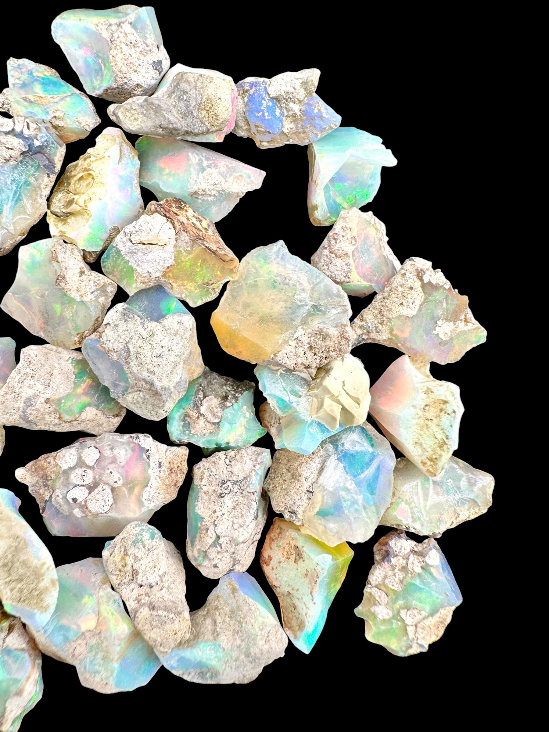 30g of precious opals – Welo, Ethiopia - OVEL04