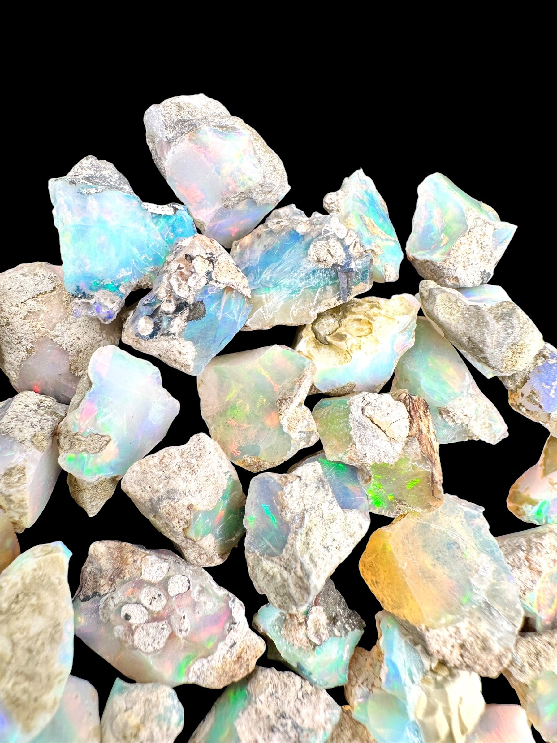 30g of precious opals – Welo, Ethiopia - OVEL04