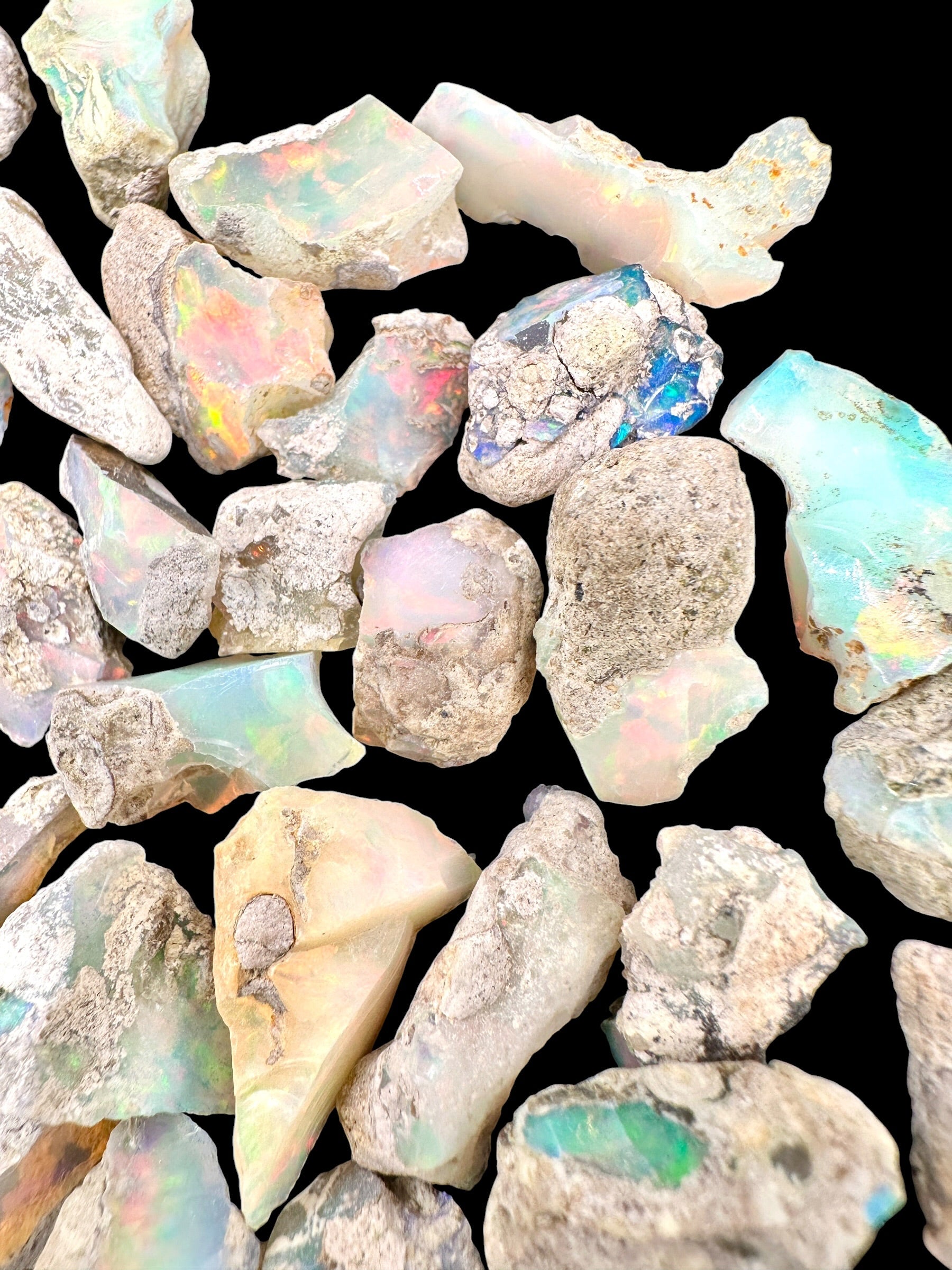 75g of precious opals – Welo, Ethiopia - OVEL05