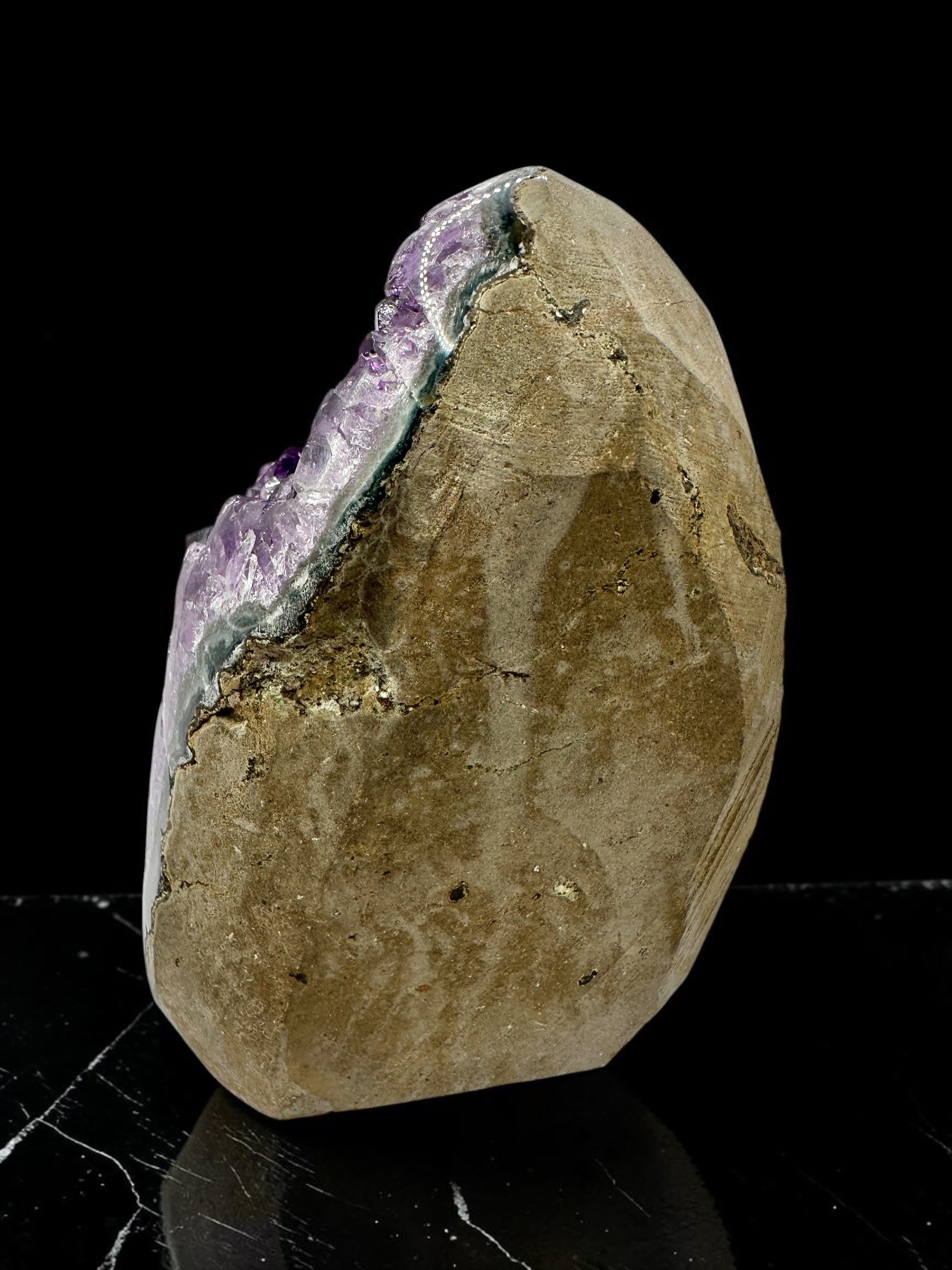 Amethyst geode (polished) – Uruguay - AMG47