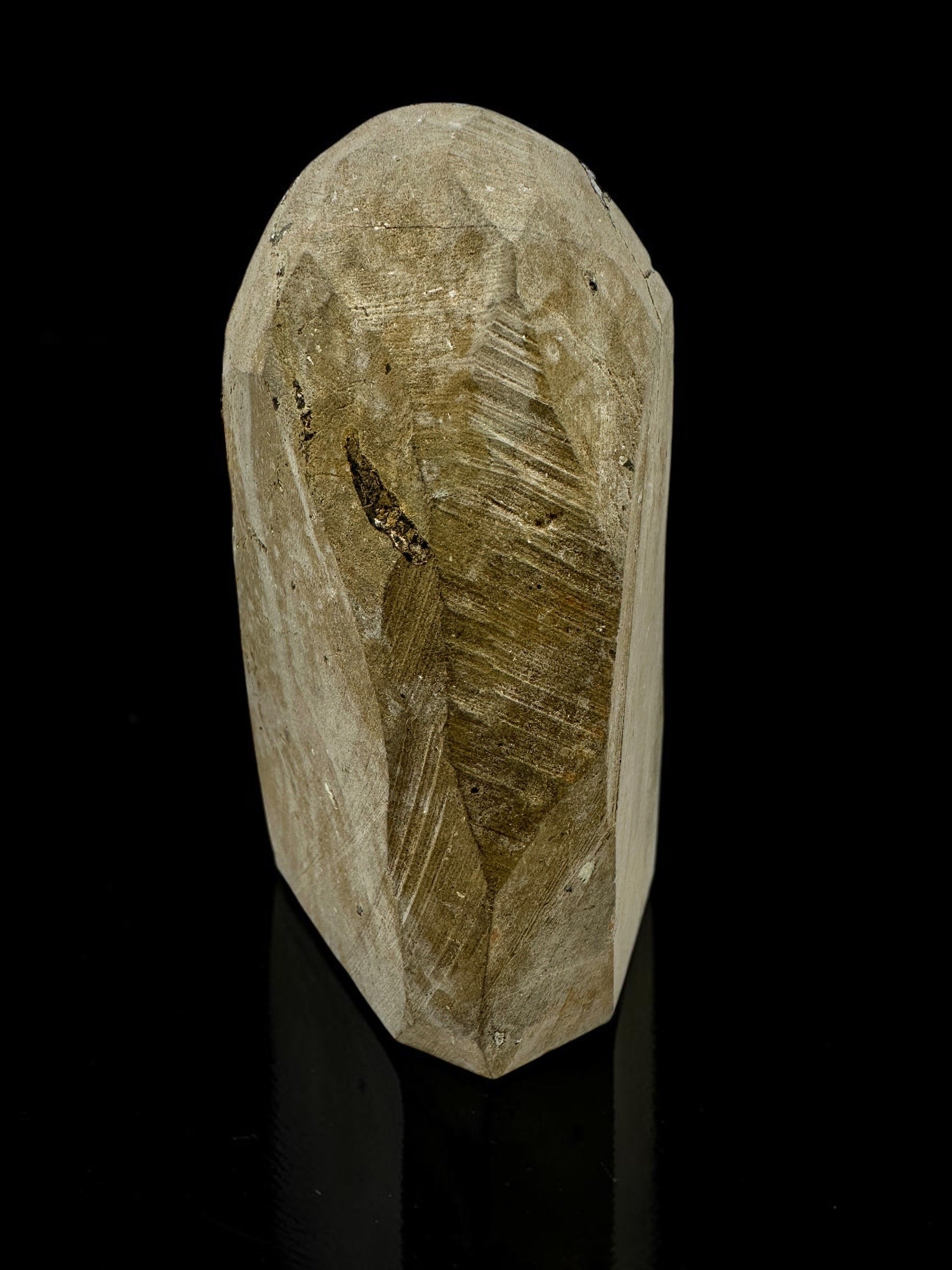 Amethyst geode (polished) – Uruguay - AMG47