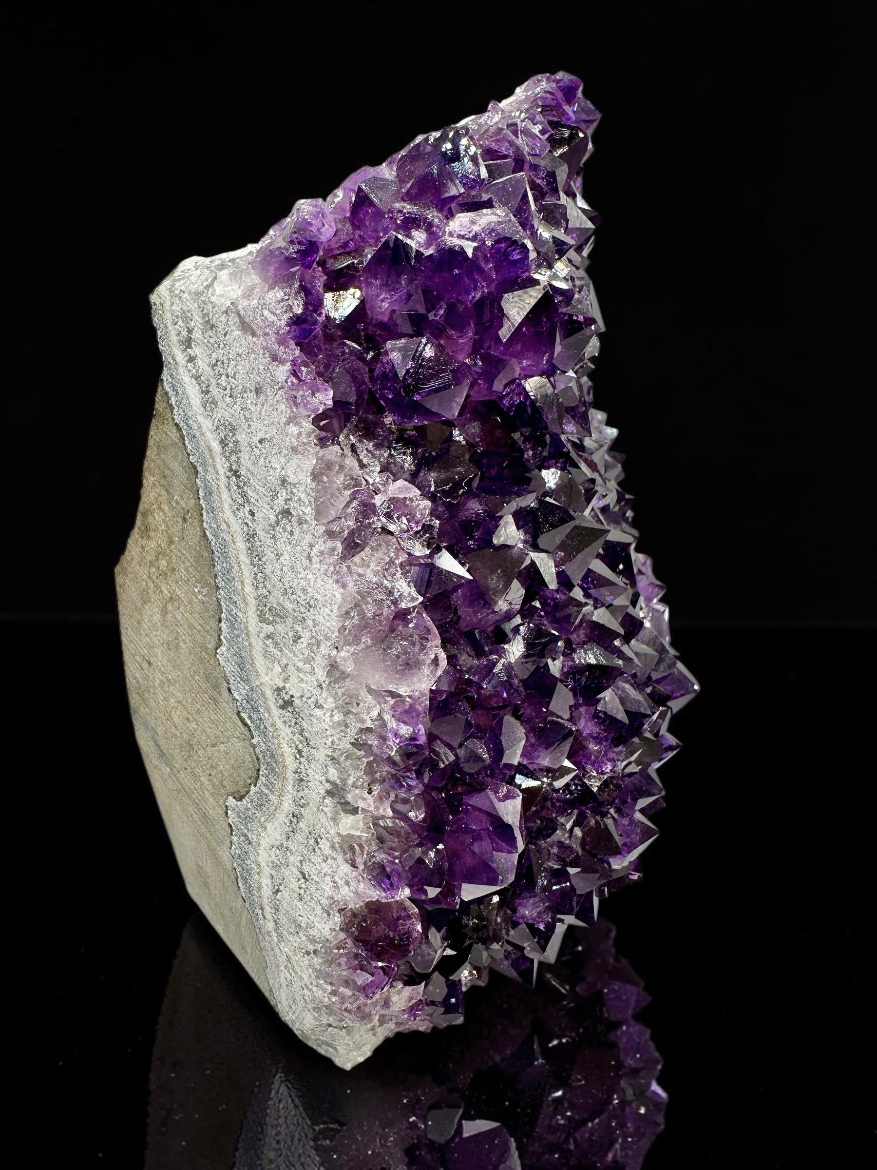Amethyst geode – Uruguay - AMG50