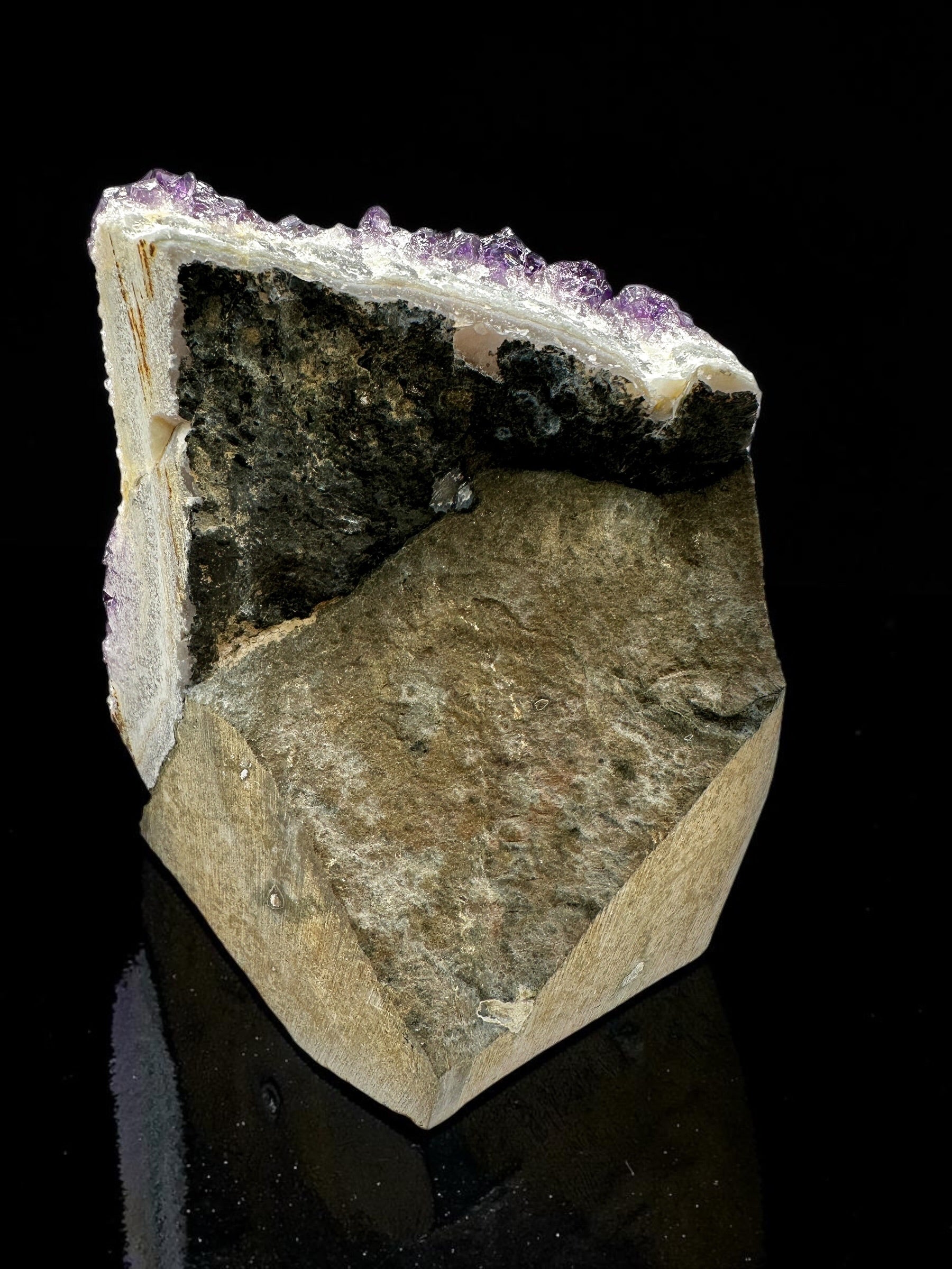 Amethyst geode – Uruguay - AMG50