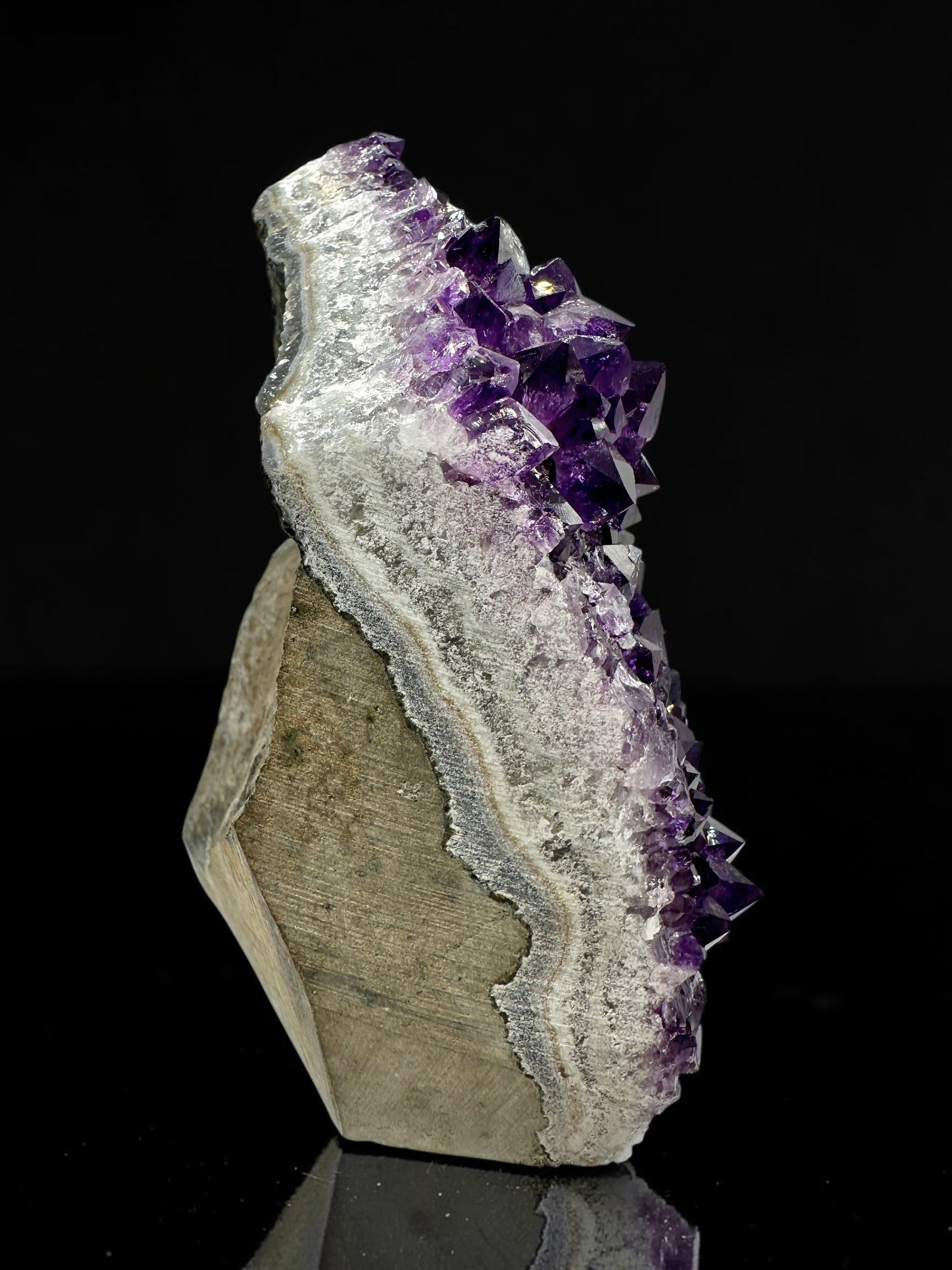 Amethyst geode – Uruguay - AMG50