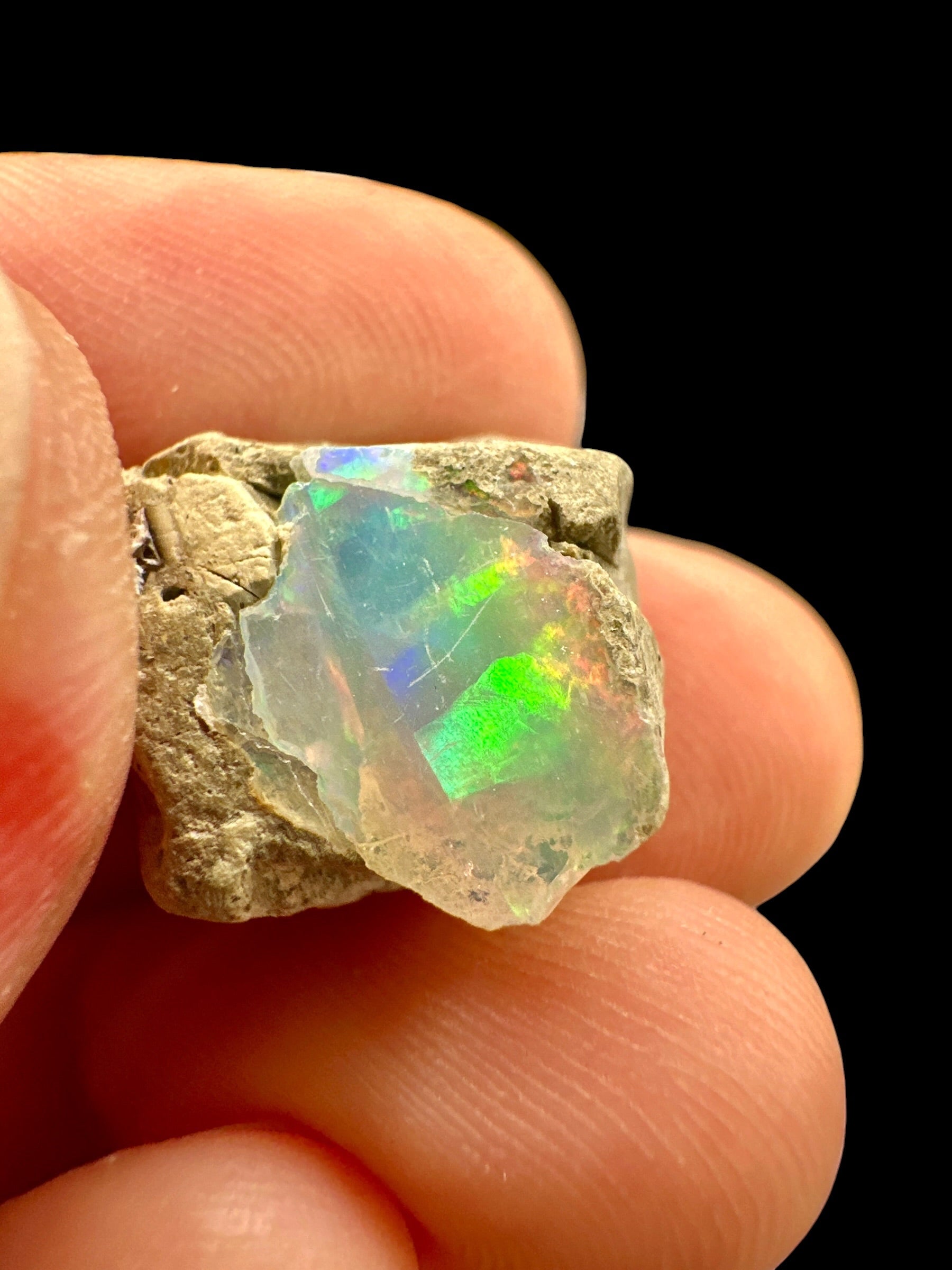 65g of precious opals – Welo, Ethiopia - OVEL07