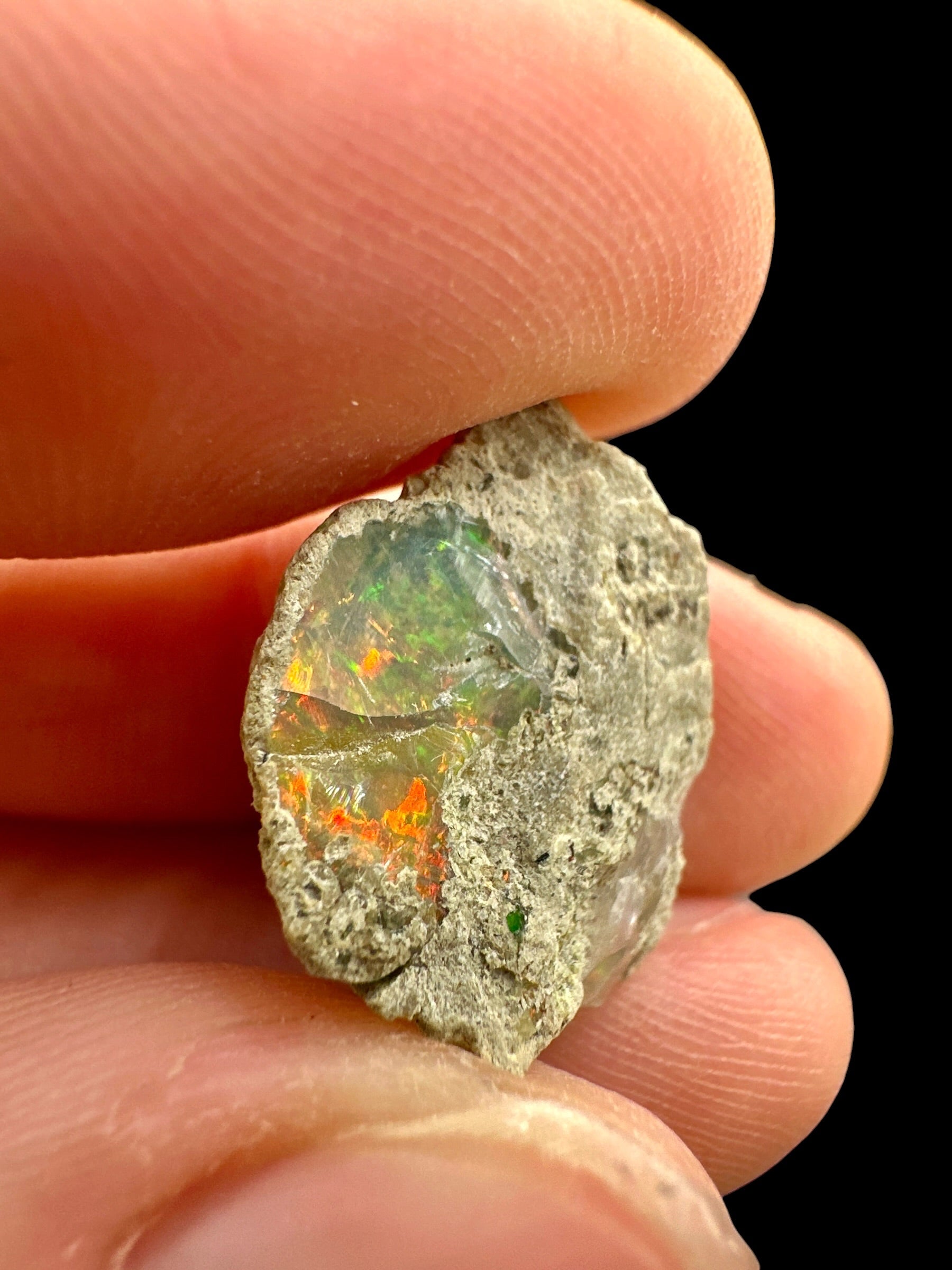 65g of precious opals – Welo, Ethiopia - OVEL07