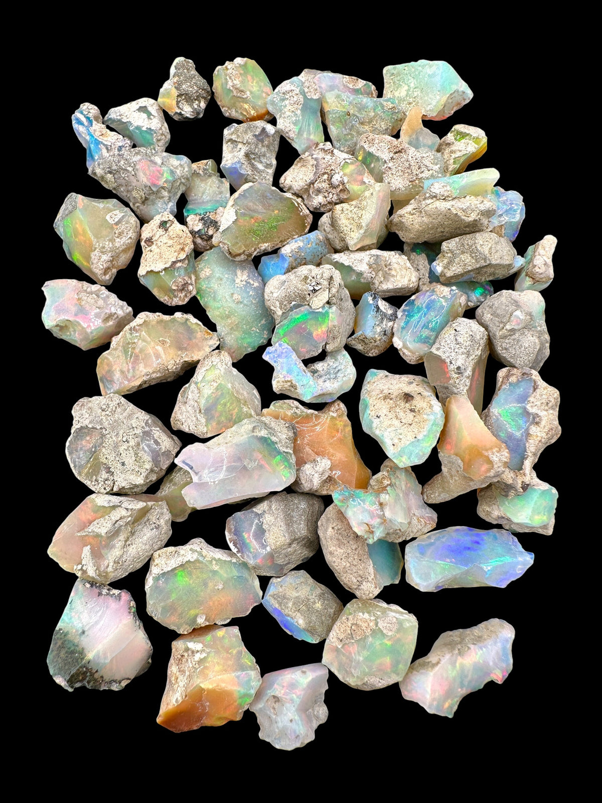 65g of precious opals – Welo, Ethiopia