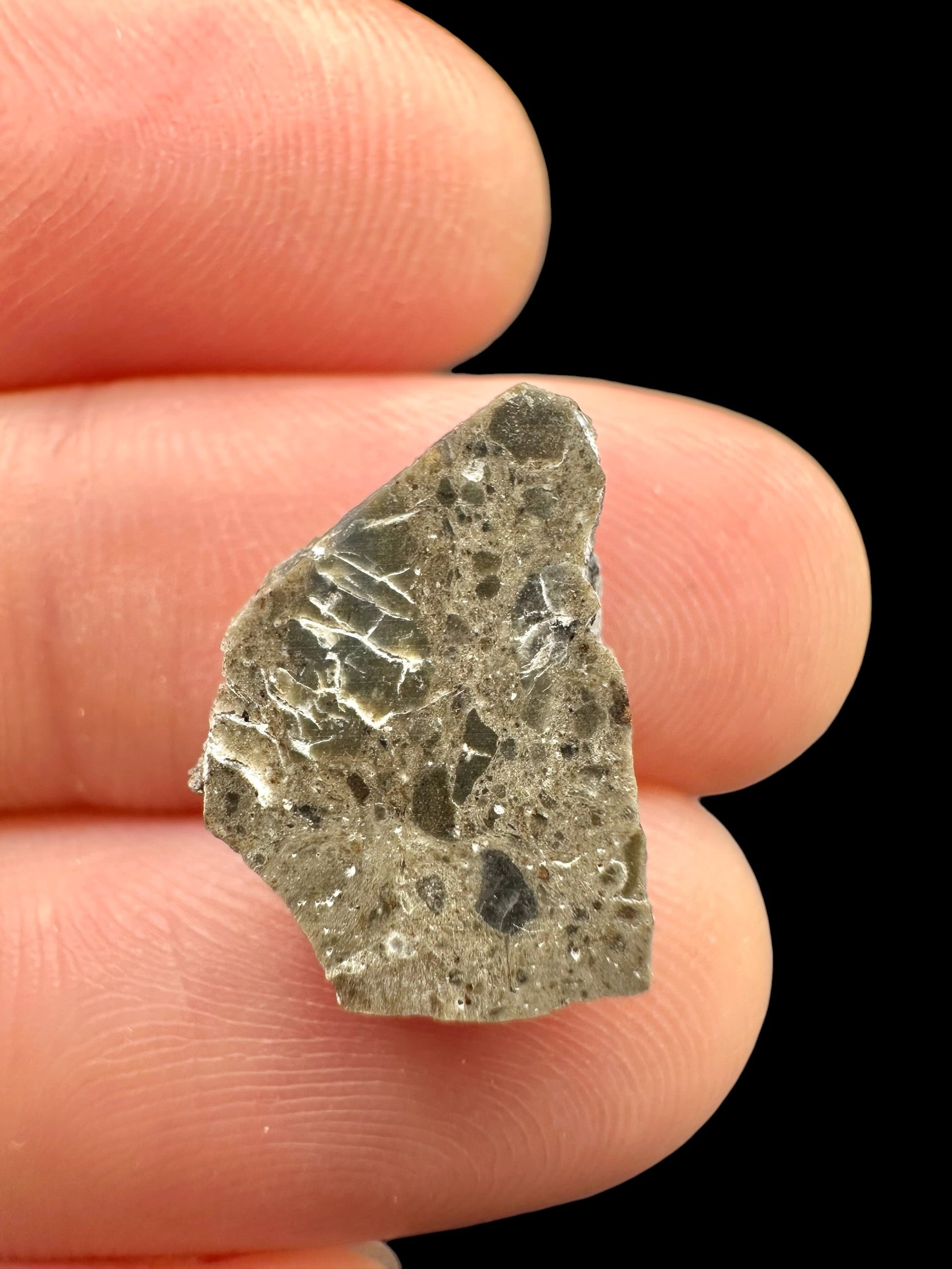 Lunar meteorite Oued el Hamim 001 – 1g – Libya - MEOH52