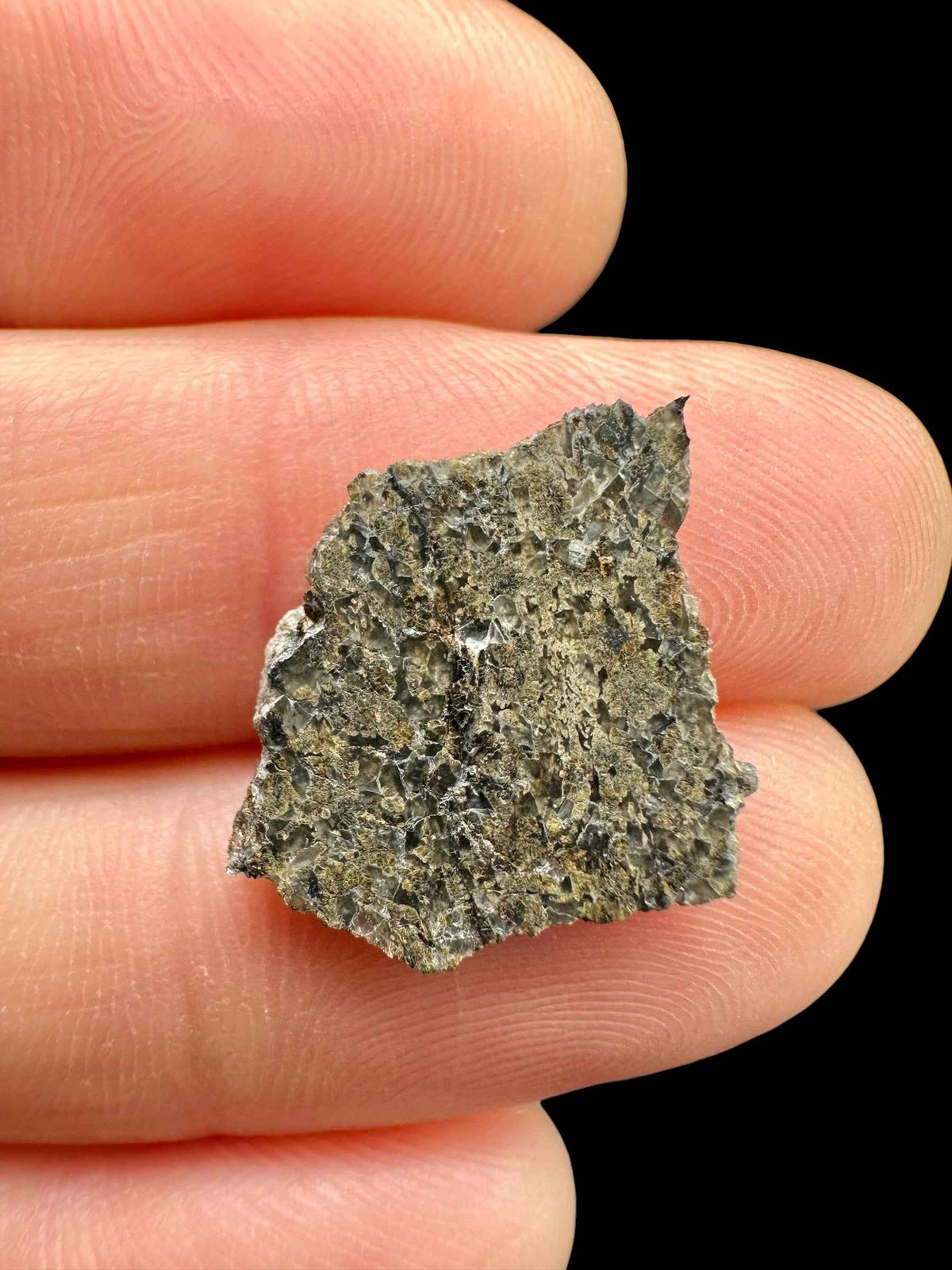 Meteorite marziano NWA 17472 – 0,8g – Northwest Africa - MENM37