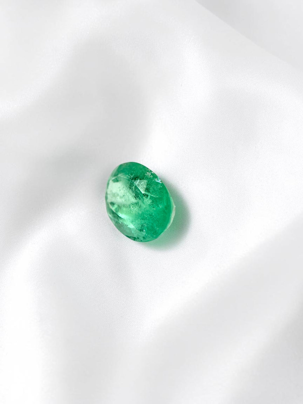 Faceted emerald from Colombia 0,8ct - BS030