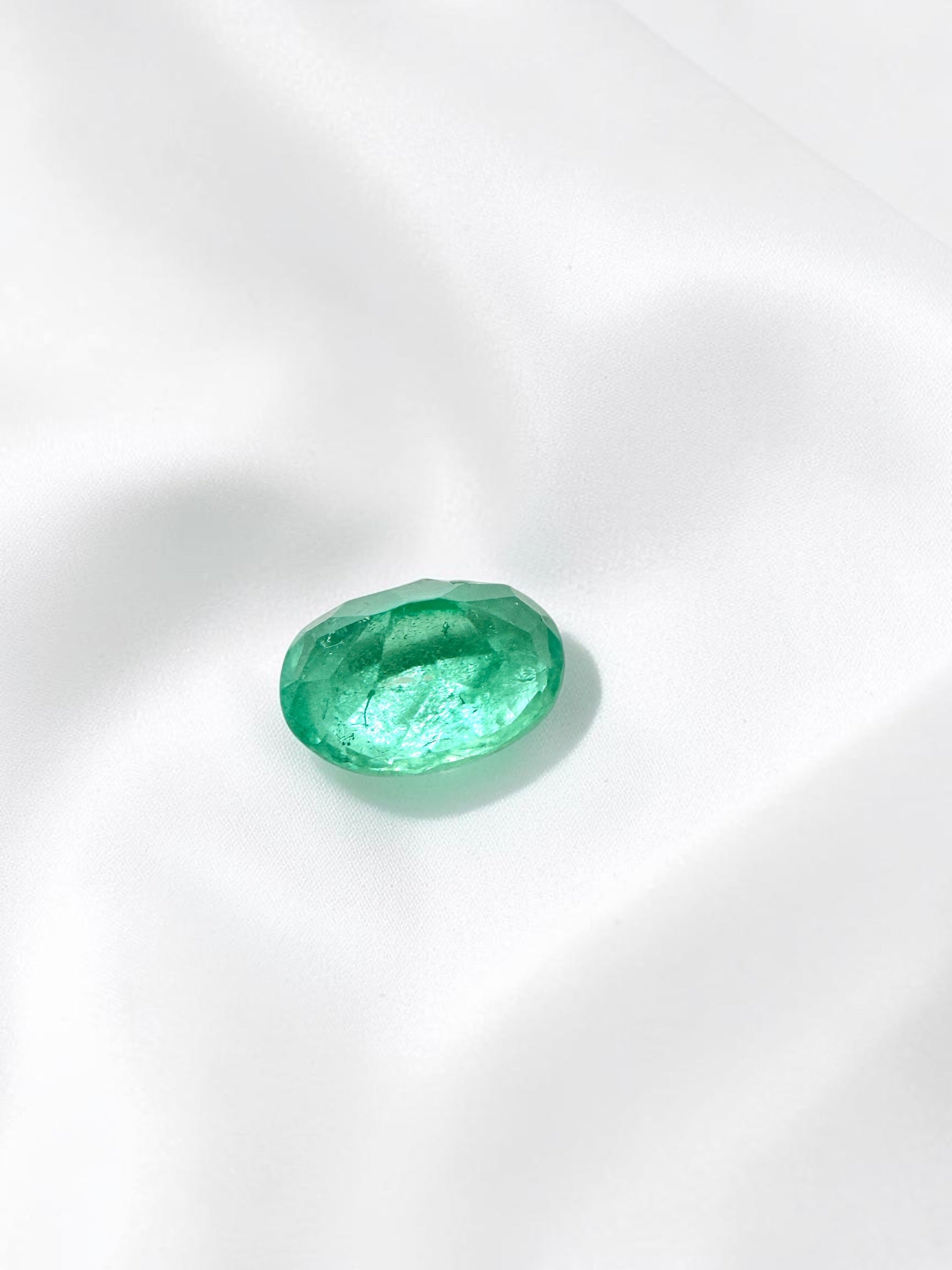 Faceted emerald from Colombia 0,8ct - BS030