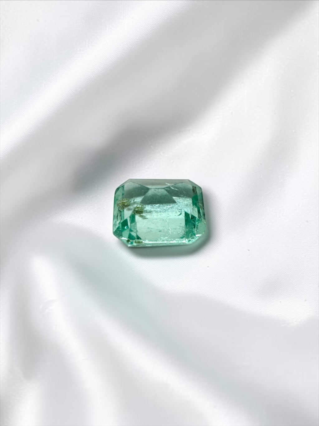 Faceted emerald from Colombia 0,16ct - BS036