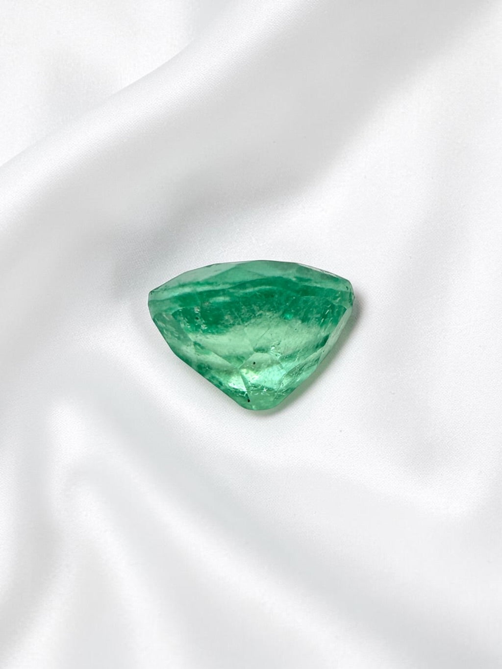 Faceted emerald from Colombia 0,41ct - BS037