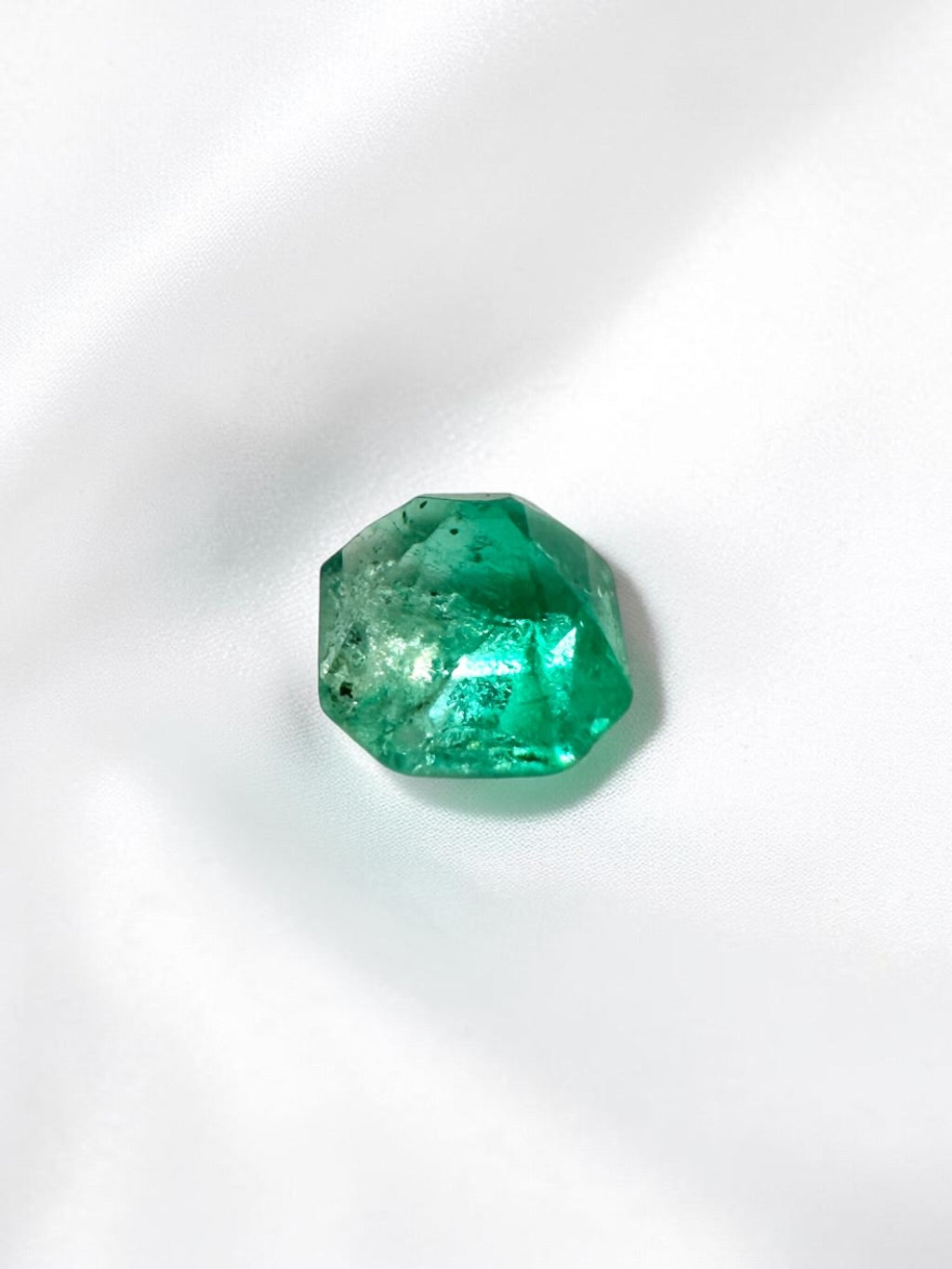 Faceted emerald from Colombia 0,11ct - BS040
