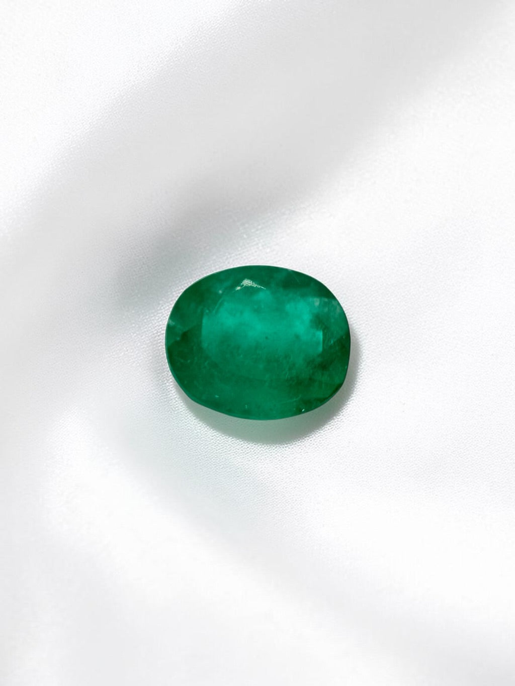 Faceted emerald from Colombia 0,52ct