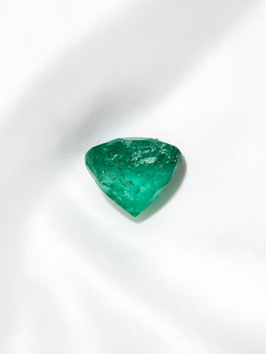Faceted emerald from Colombia 1ct - BS043