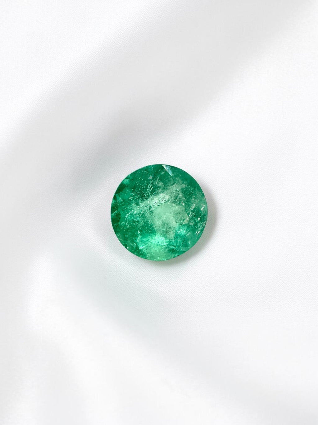 Faceted emerald from Colombia 0,81ct