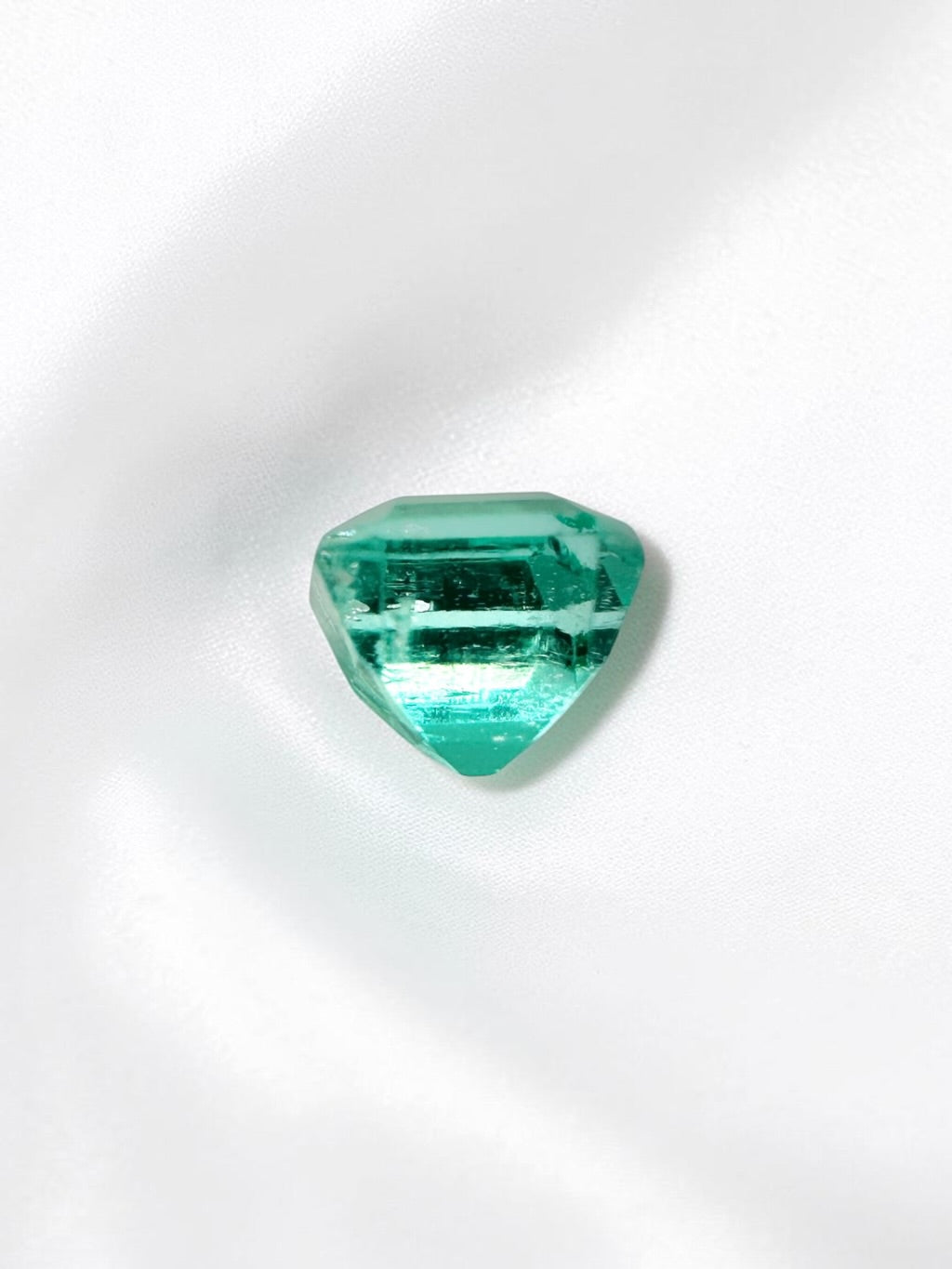 Faceted emerald from Colombia 0,22ct - BS048