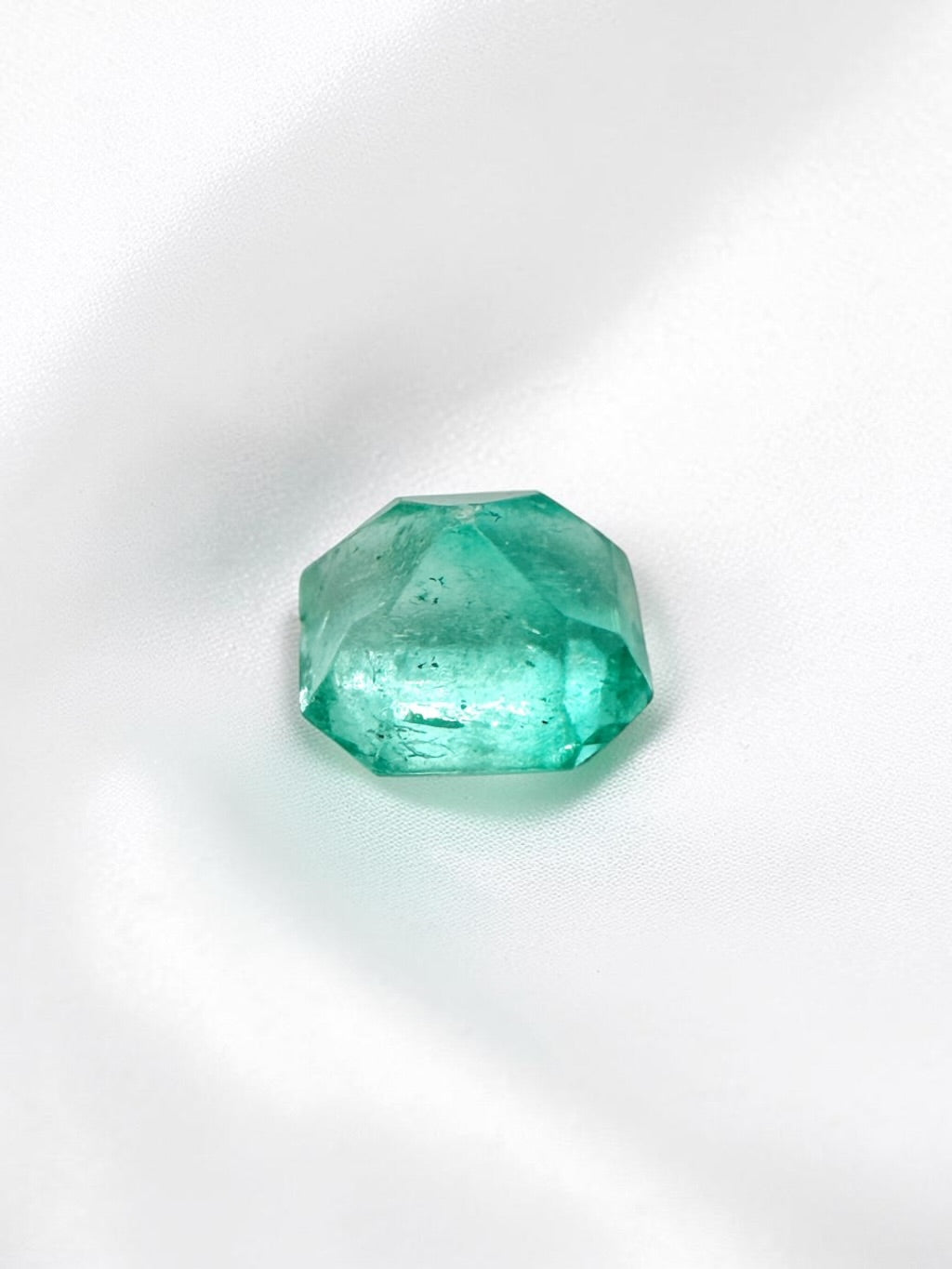 Faceted emerald from Colombia 0,2ct - BS051