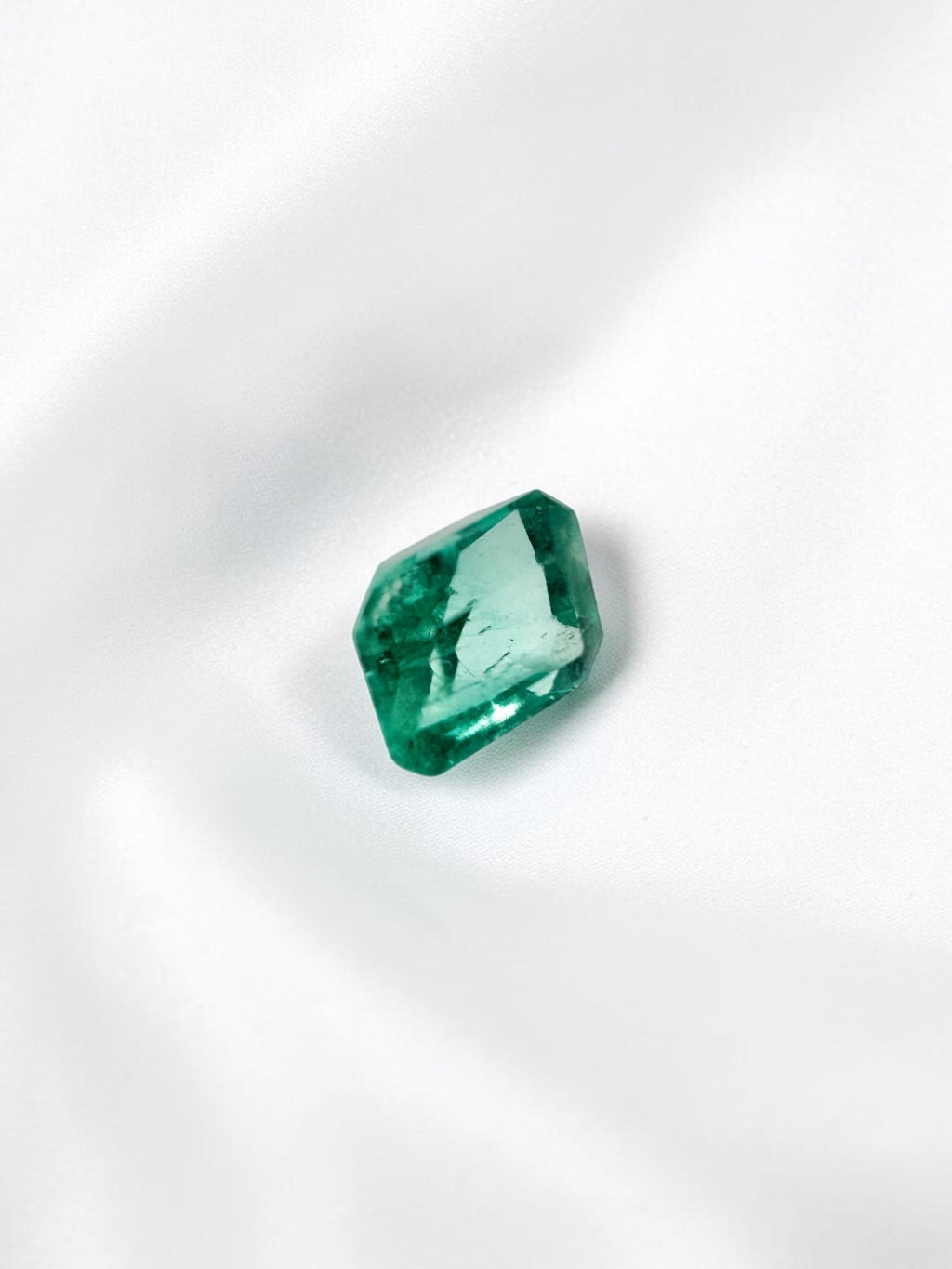 Faceted emerald from Colombia 0,2ct - BS052
