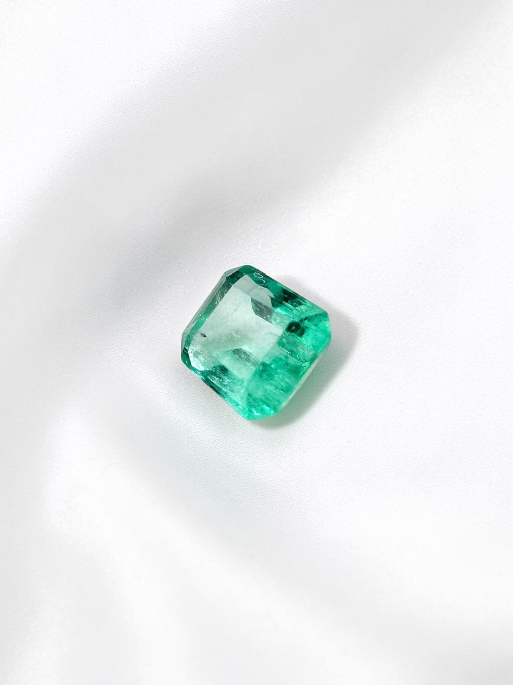Faceted emerald from Colombia 0,2ct - BS053