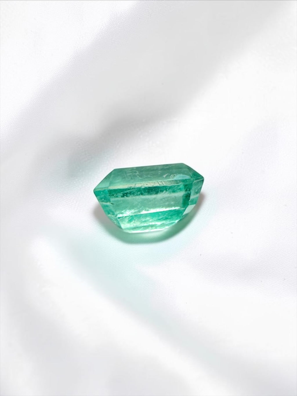 Faceted emerald from Colombia 0,2ct - BS053