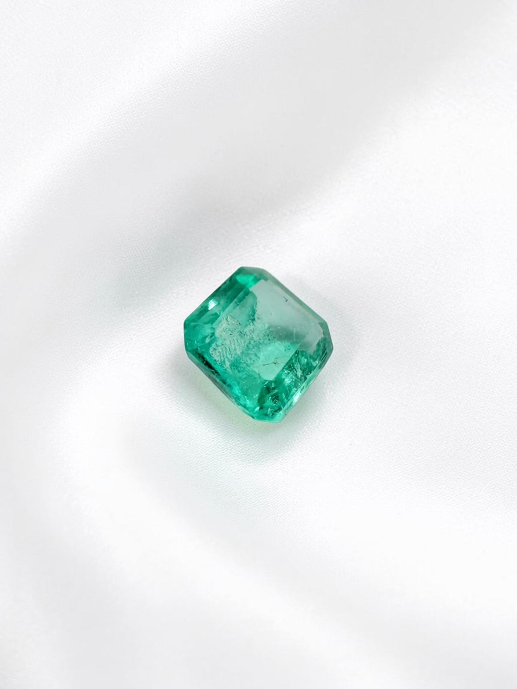 Faceted emerald from Colombia 0,14ct - BS055