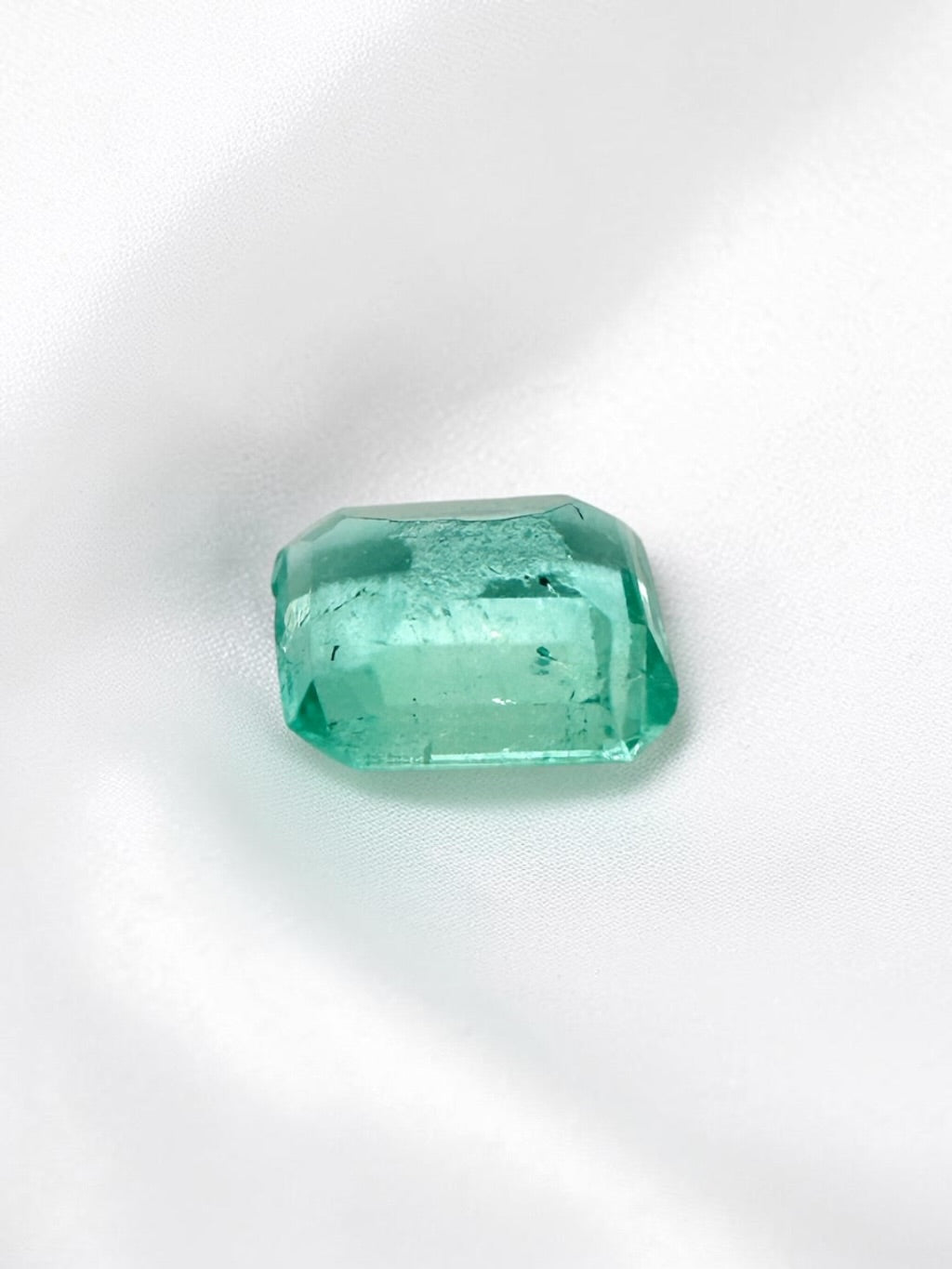 Faceted emerald from Colombia 0,14ct - BS055