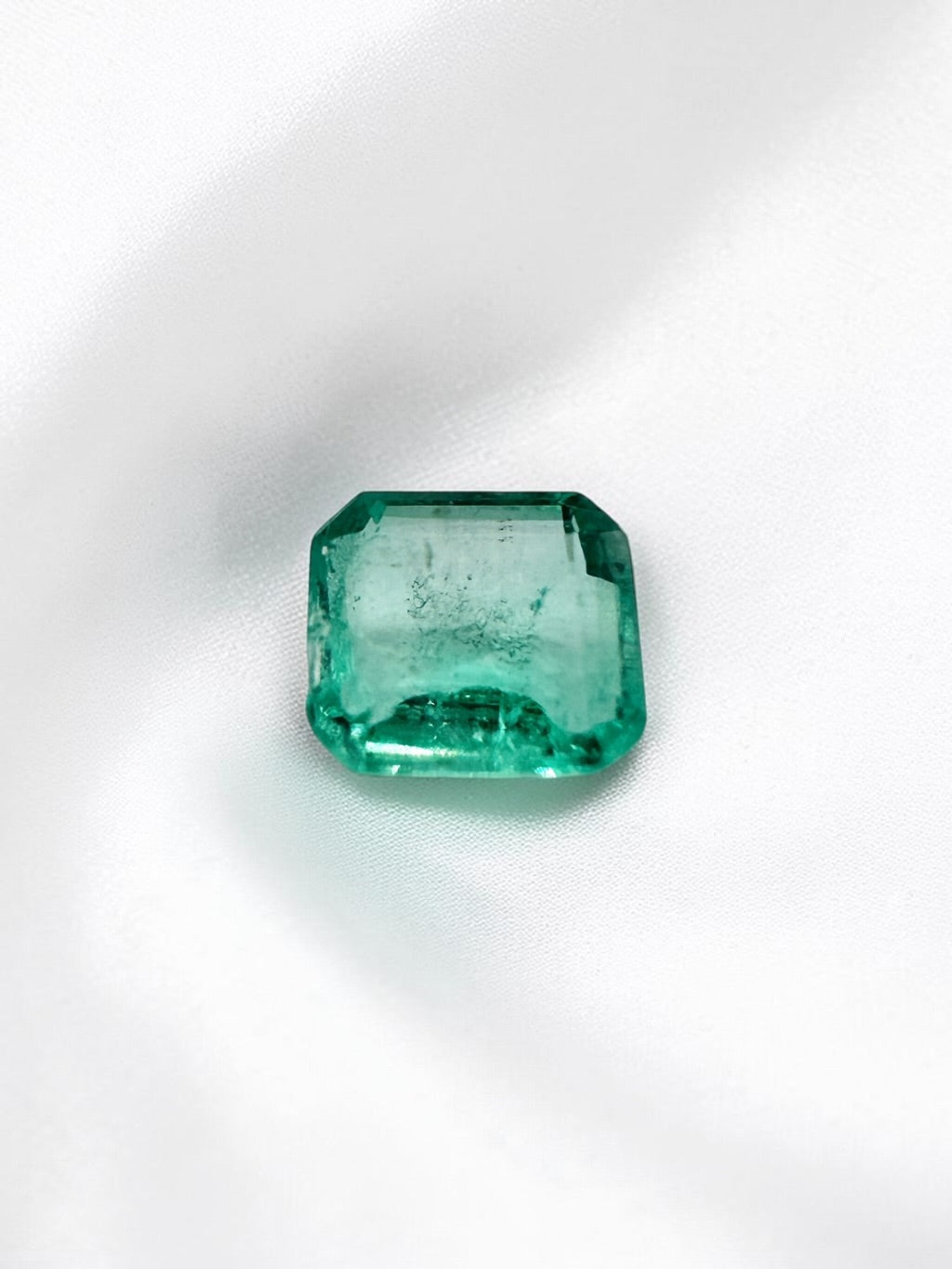 Faceted emerald from Colombia 0,14ct