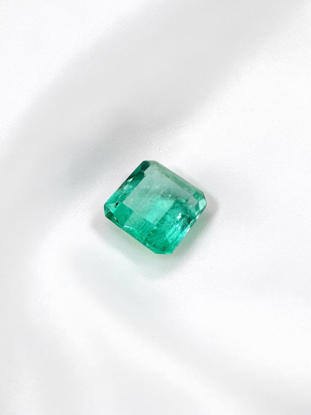 Faceted emerald from Colombia 0,17ct - BS056
