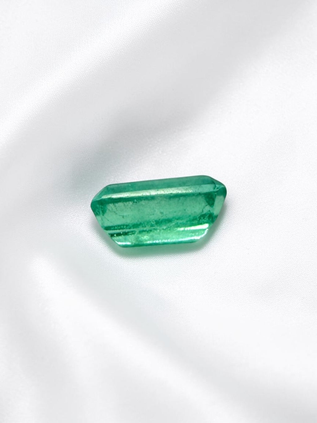Faceted emerald from Colombia 0,27ct - BS058
