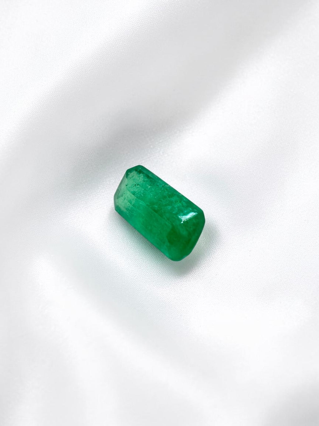 Faceted emerald from Colombia 0,18ct - BS066