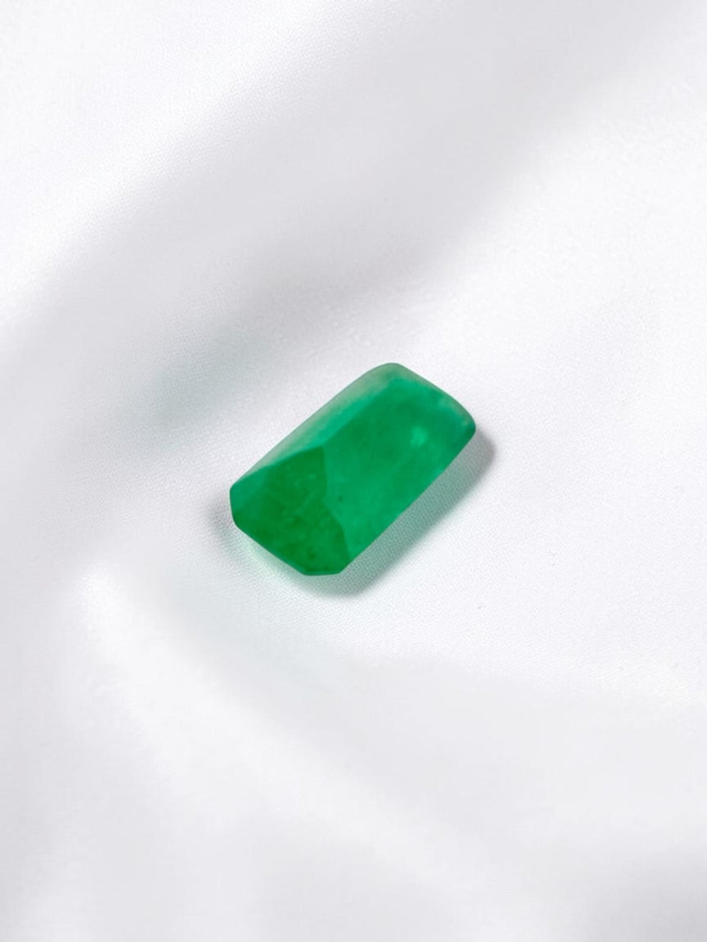 Faceted emerald from Colombia 0,18ct - BS066
