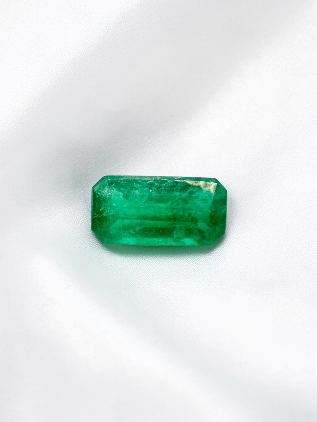 Faceted emerald from Colombia 0,18ct