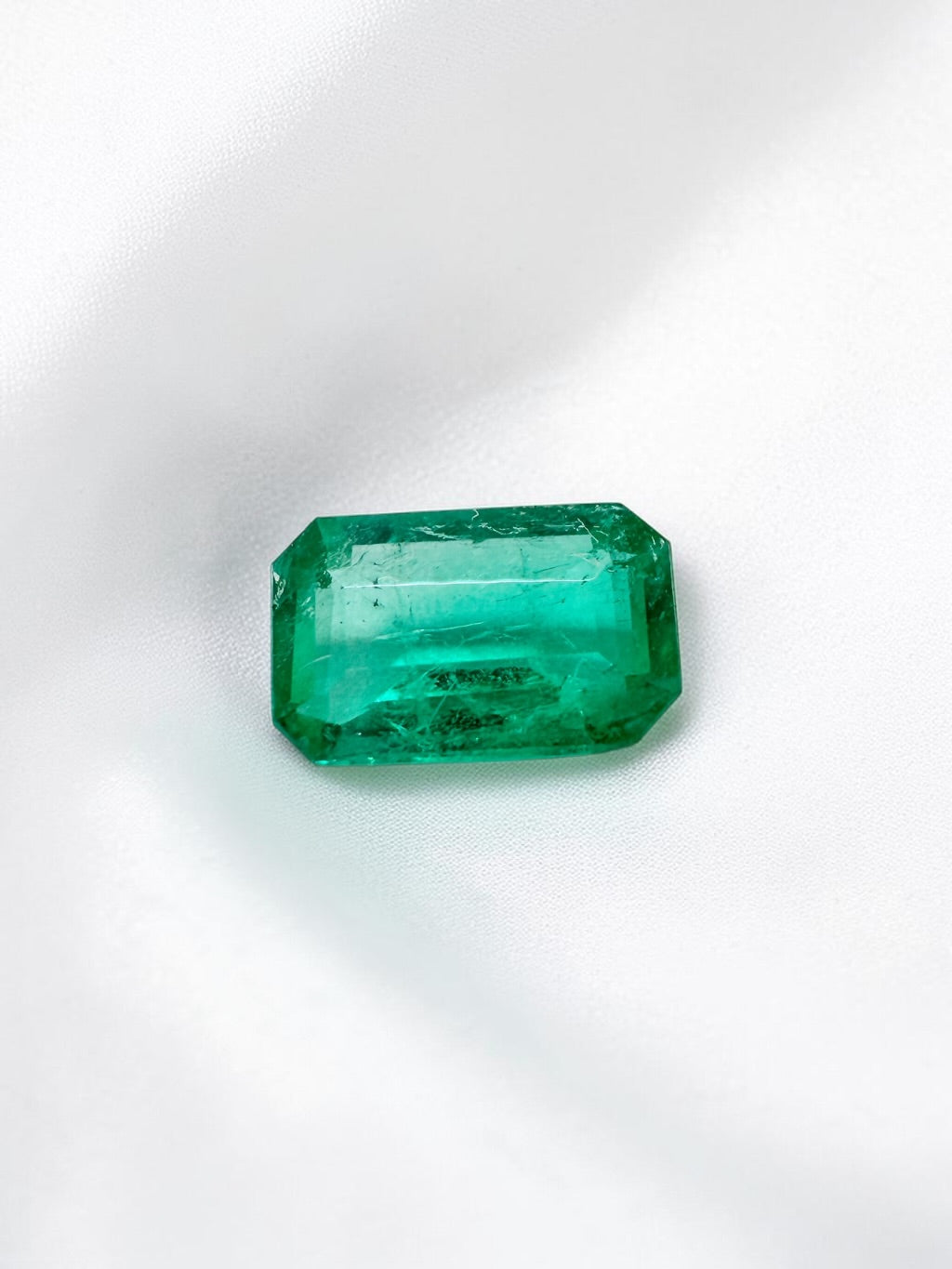 Faceted emerald from Colombia 0,33ct